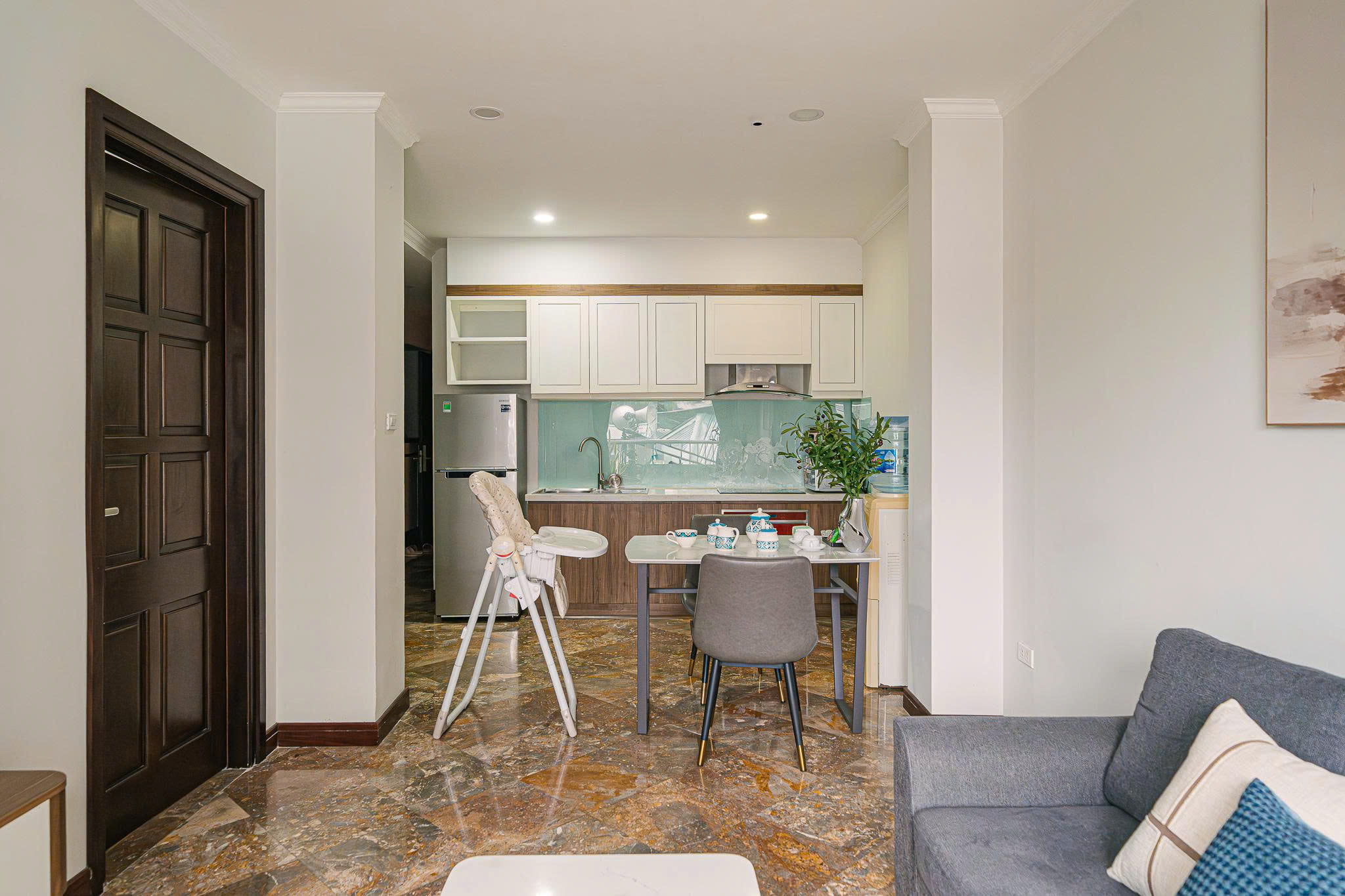 Căn hộ 2 phòng ngủ – Kim Mã | $750/tháng