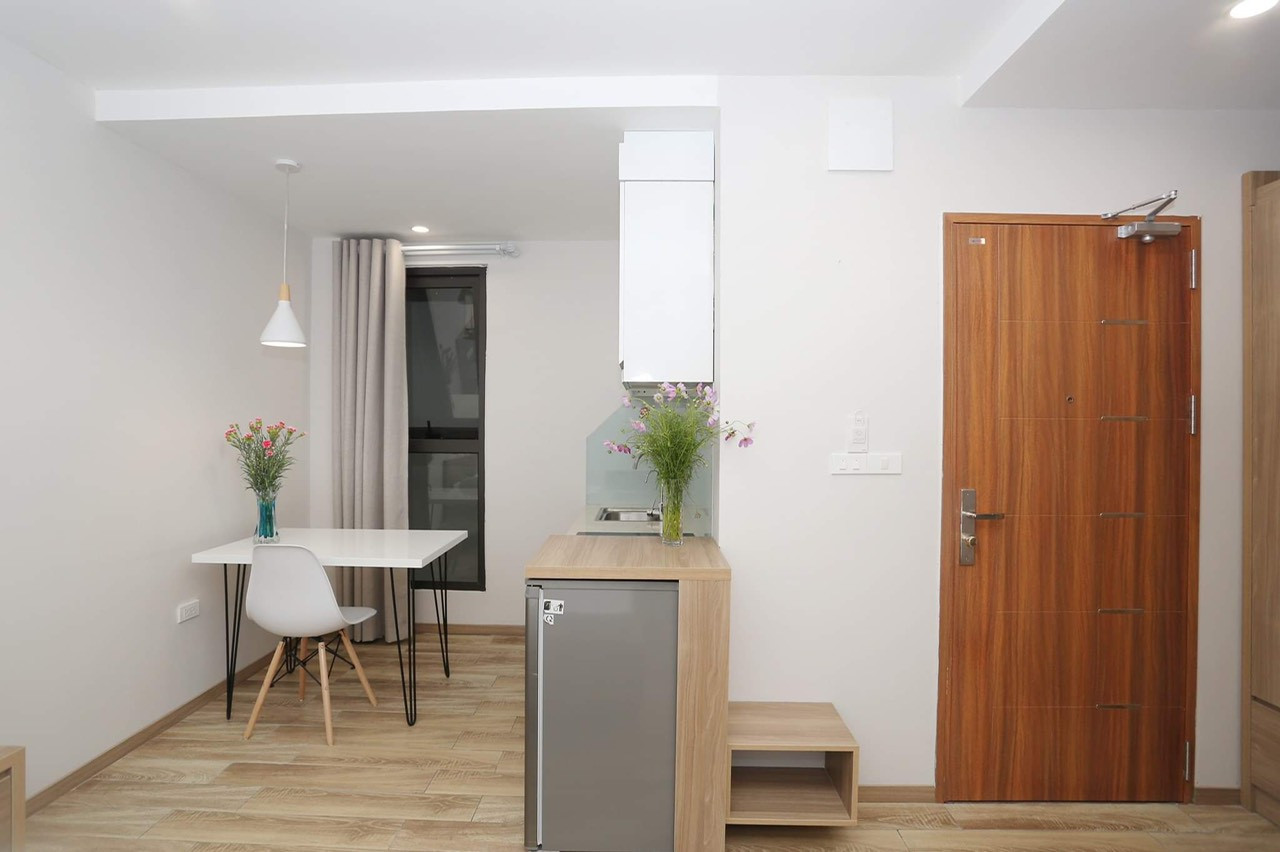 Cho thuê căn hộ dịch vụ studio giá rẻ, đầy đủ nội thất ở 12 Đào Tấn