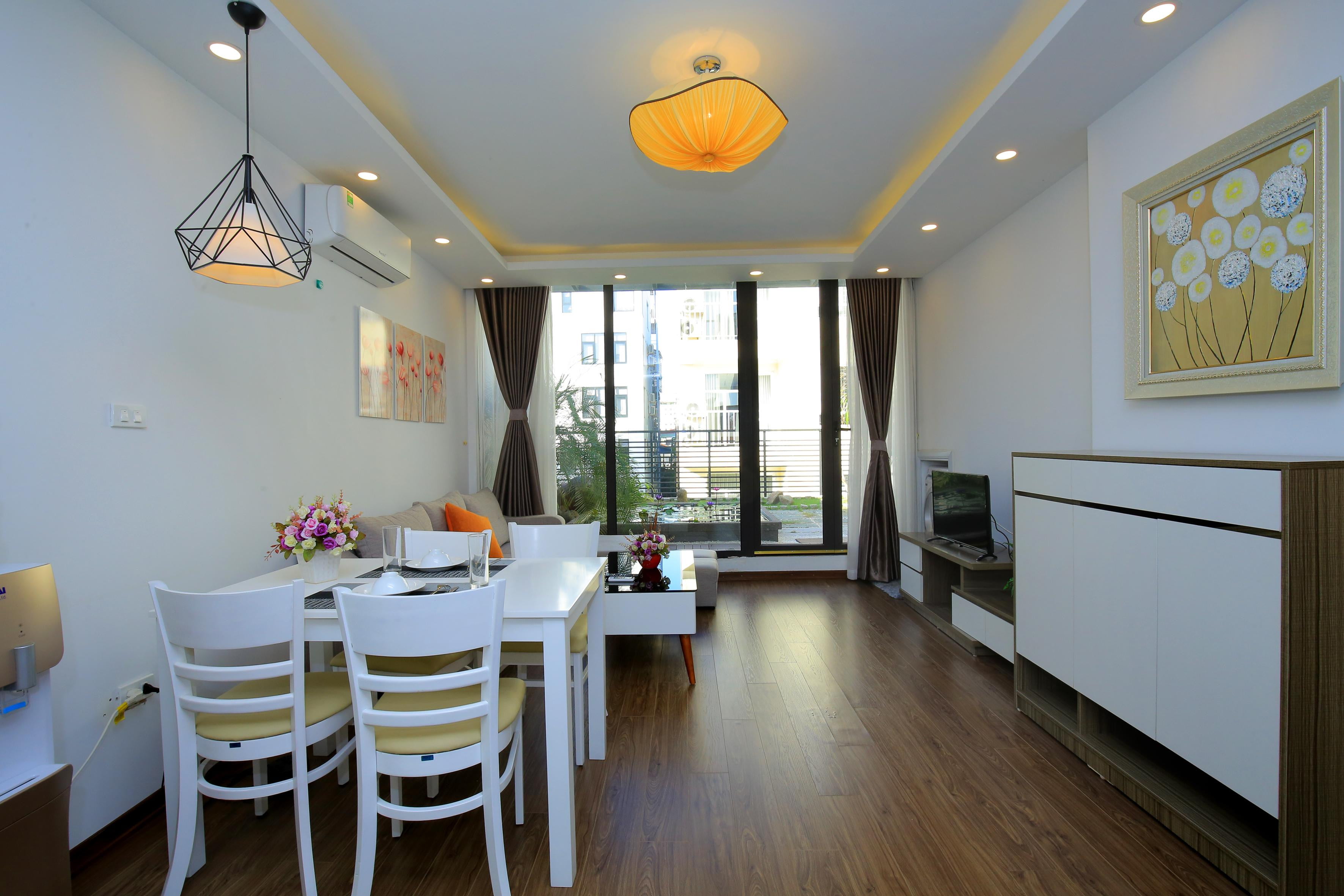 Căn hộ dịch vụ 1PN | 100m² | Garden & Koi Pond | View Lotte Liễu Giai