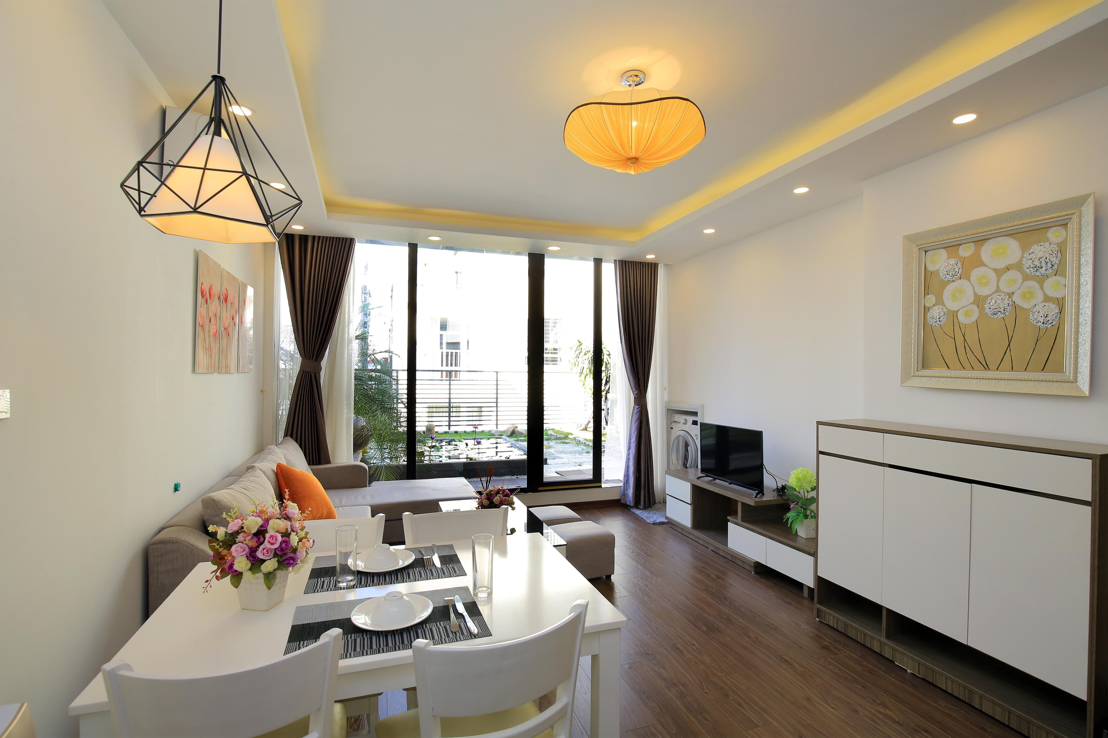 Căn hộ dịch vụ 1PN | 100m² | Garden & Koi Pond | View Lotte Liễu Giai