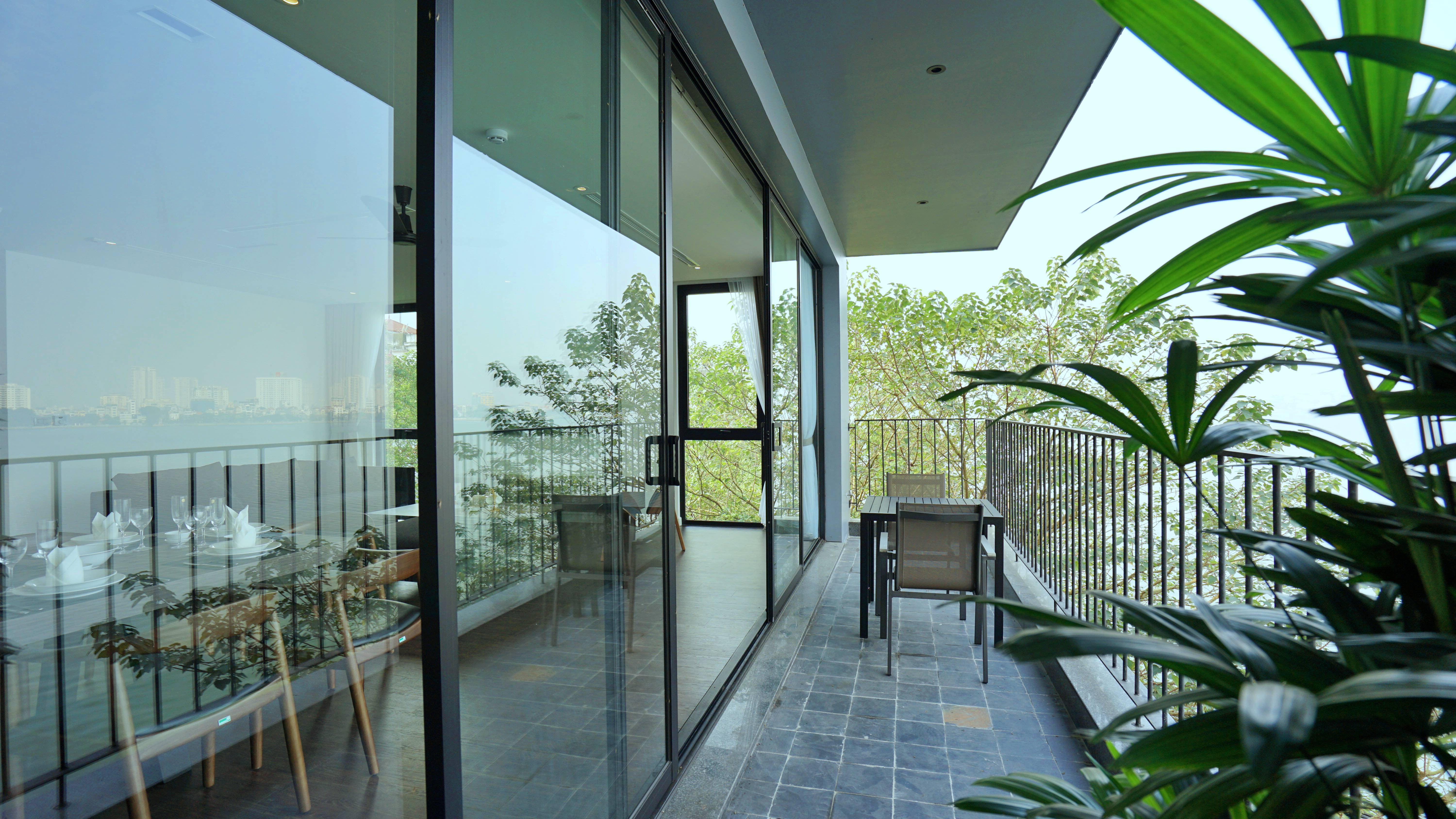 Căn hộ cao cấp 4 phòng ngủ view trực diện Hồ Tây – Westlake Residence 8, Quảng Khánh, Tây Hồ