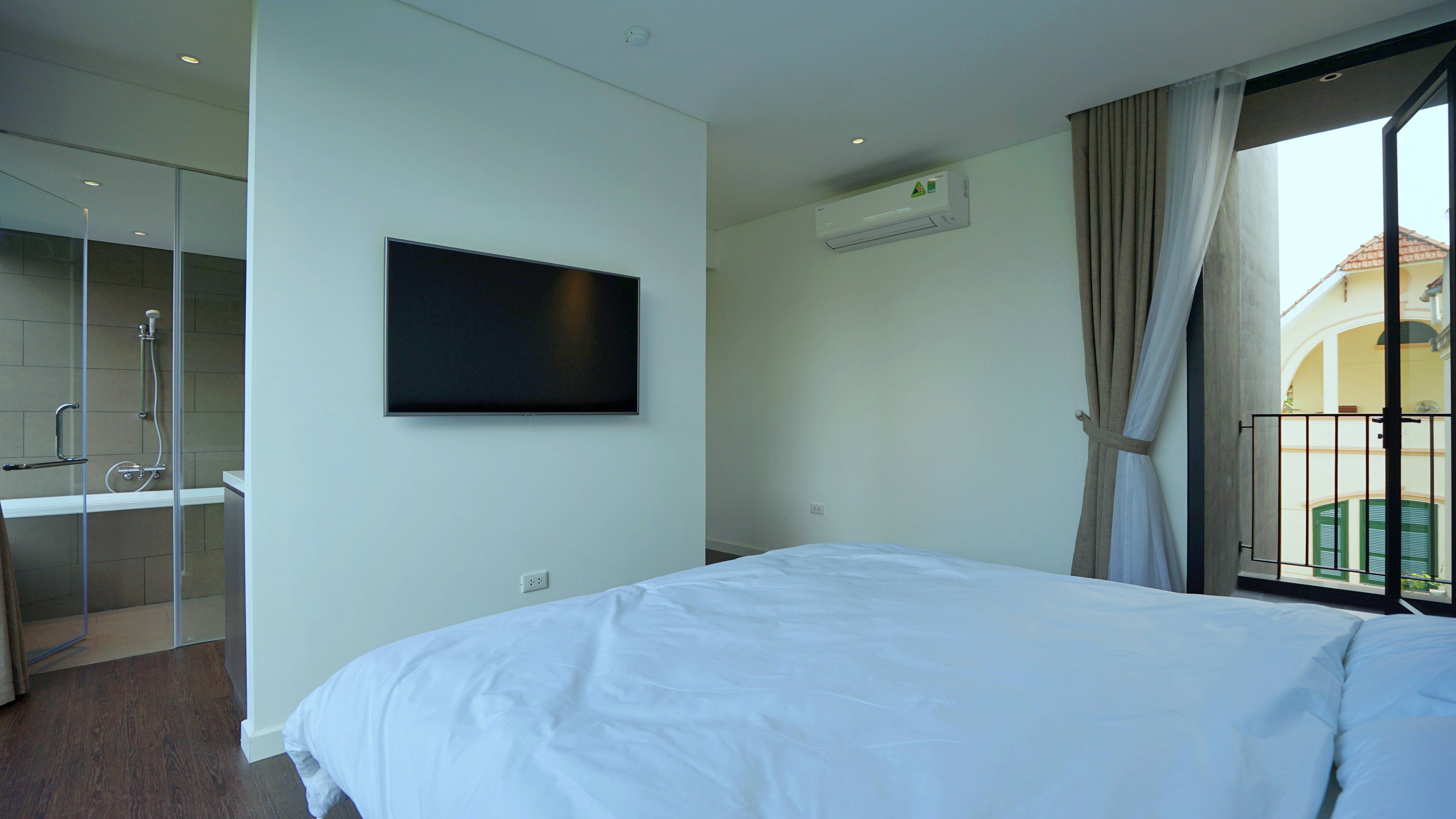 Căn hộ cao cấp 4 phòng ngủ view trực diện Hồ Tây – Westlake Residence 8, Quảng Khánh, Tây Hồ
