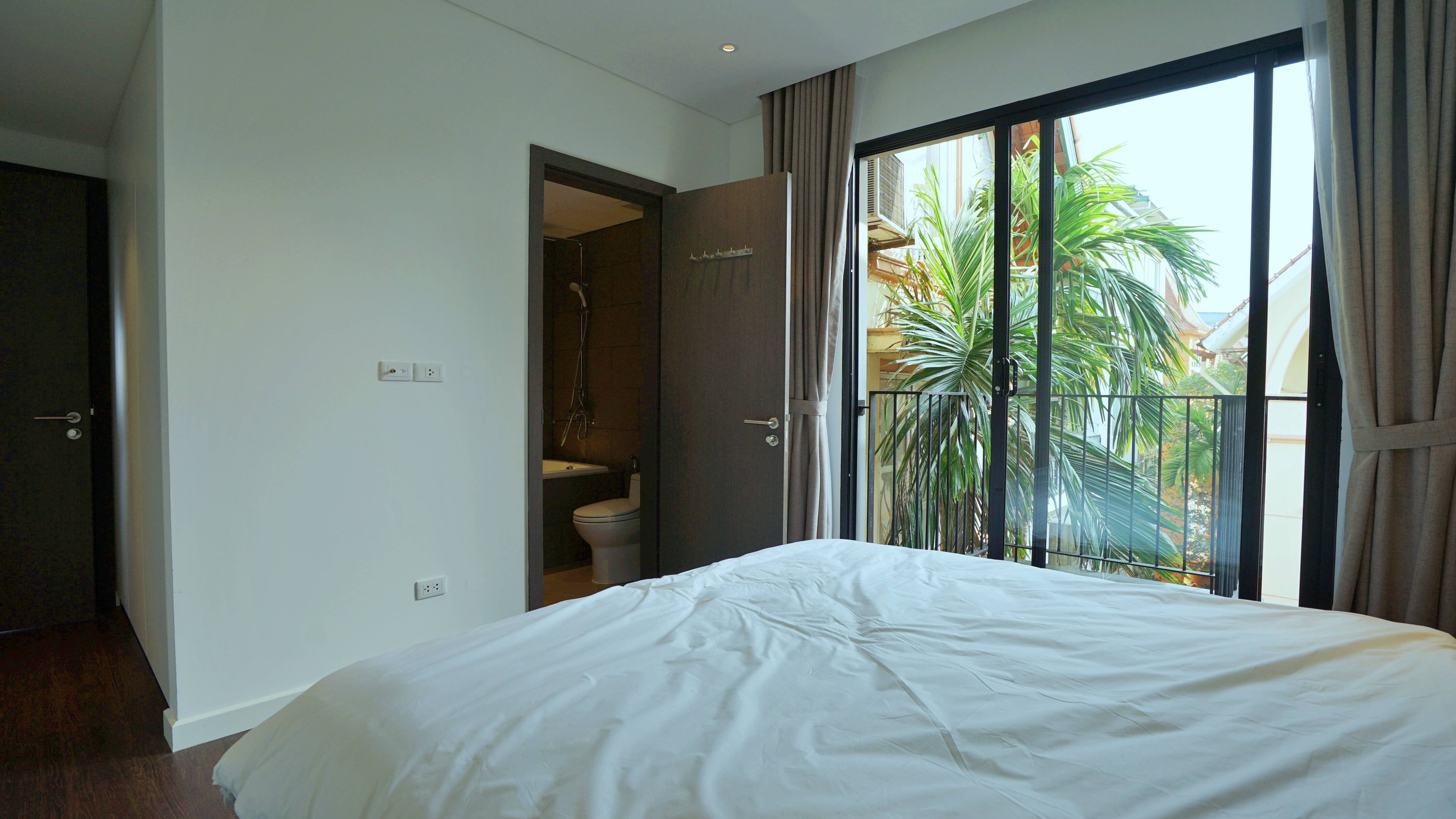 Căn hộ cao cấp 4 phòng ngủ view trực diện Hồ Tây – Westlake Residence 8, Quảng Khánh, Tây Hồ