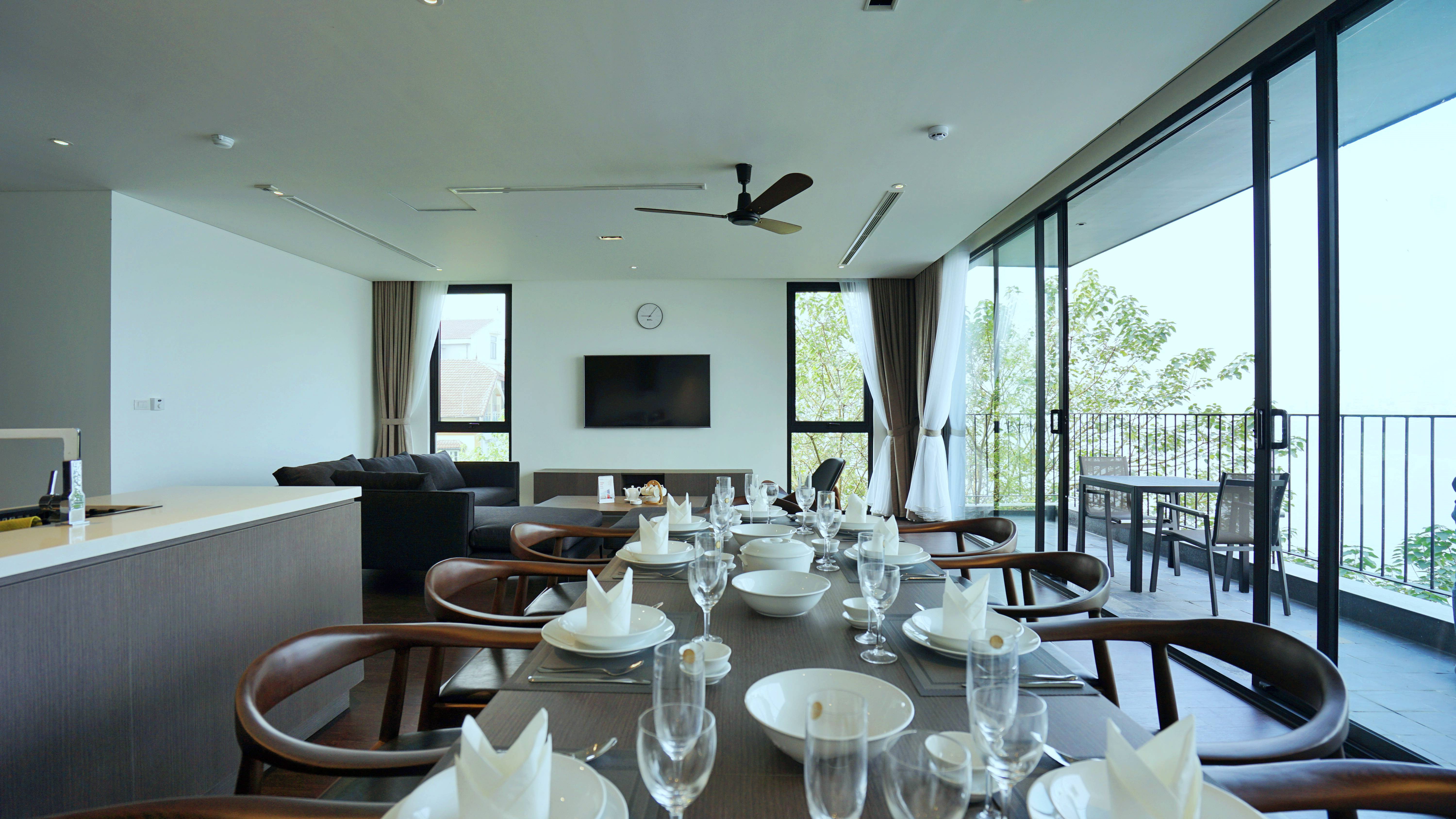 Căn hộ cao cấp 4 phòng ngủ view trực diện Hồ Tây – Westlake Residence 8, Quảng Khánh, Tây Hồ