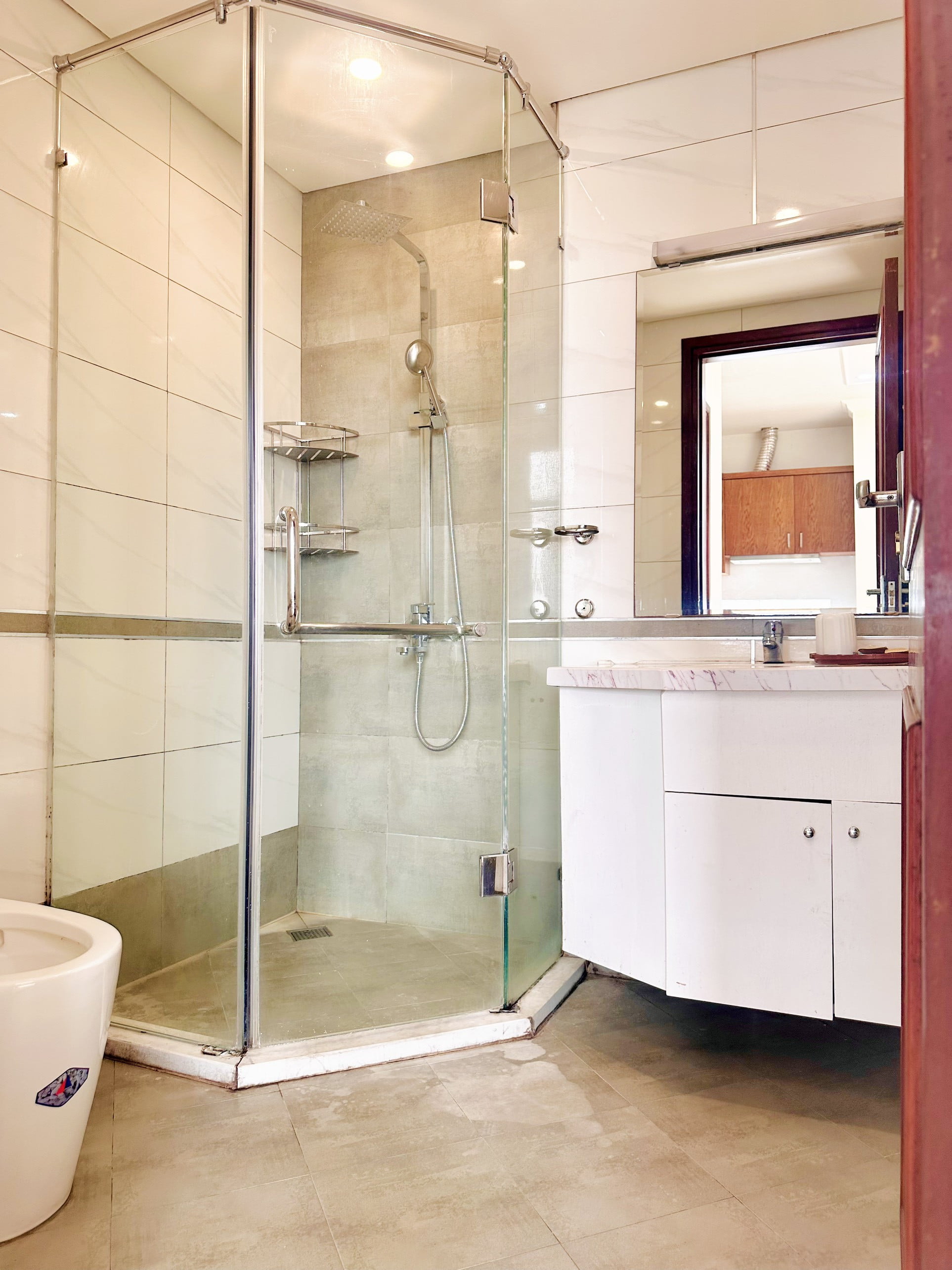 Căn hộ dịch vụ 2PN 2WC view hồ tuyệt đẹp – Trúc Bạch, Ba Đình
