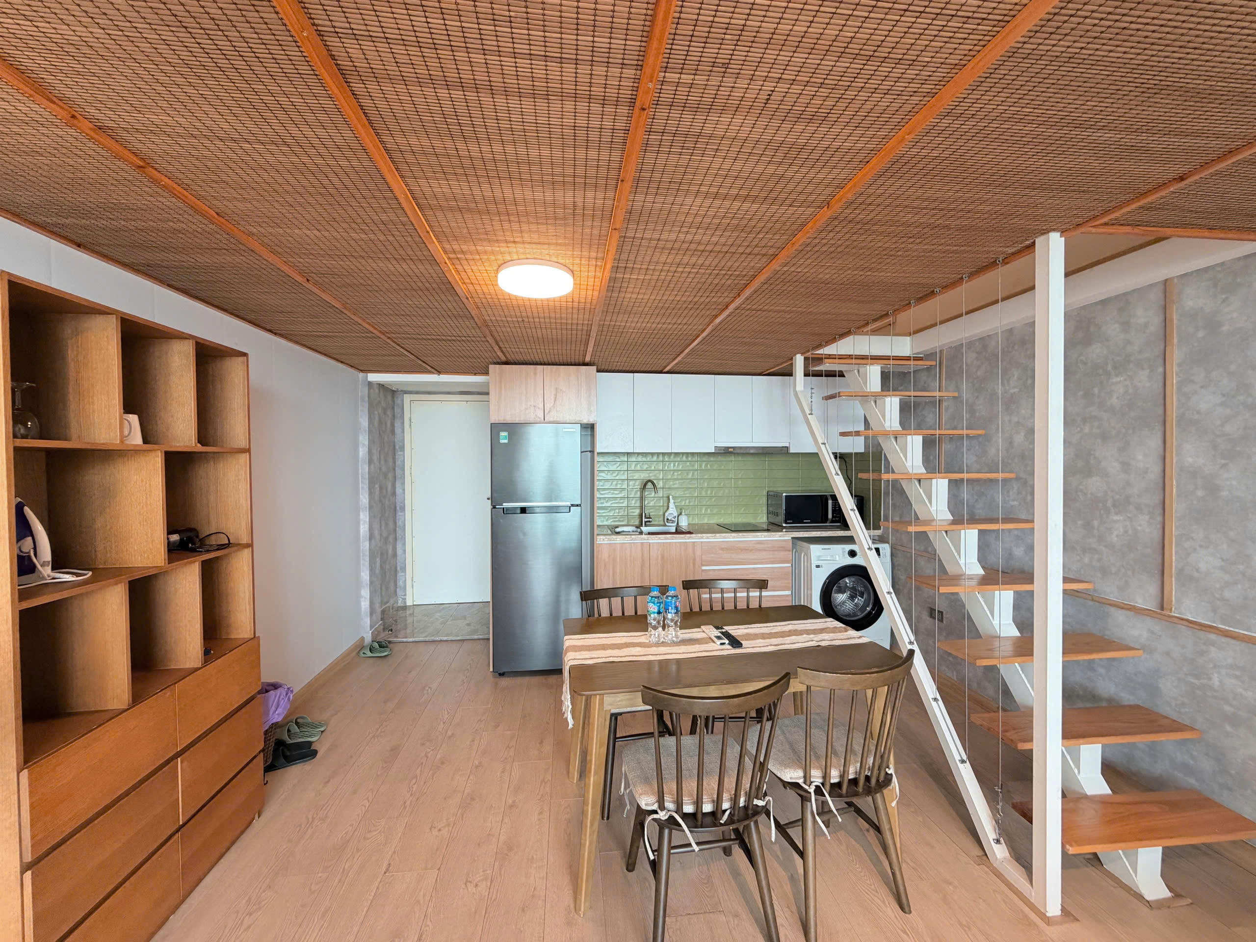 Cho thuê căn hộ dịch vụ duplex tại Vệ Hồ, Tây Hồ