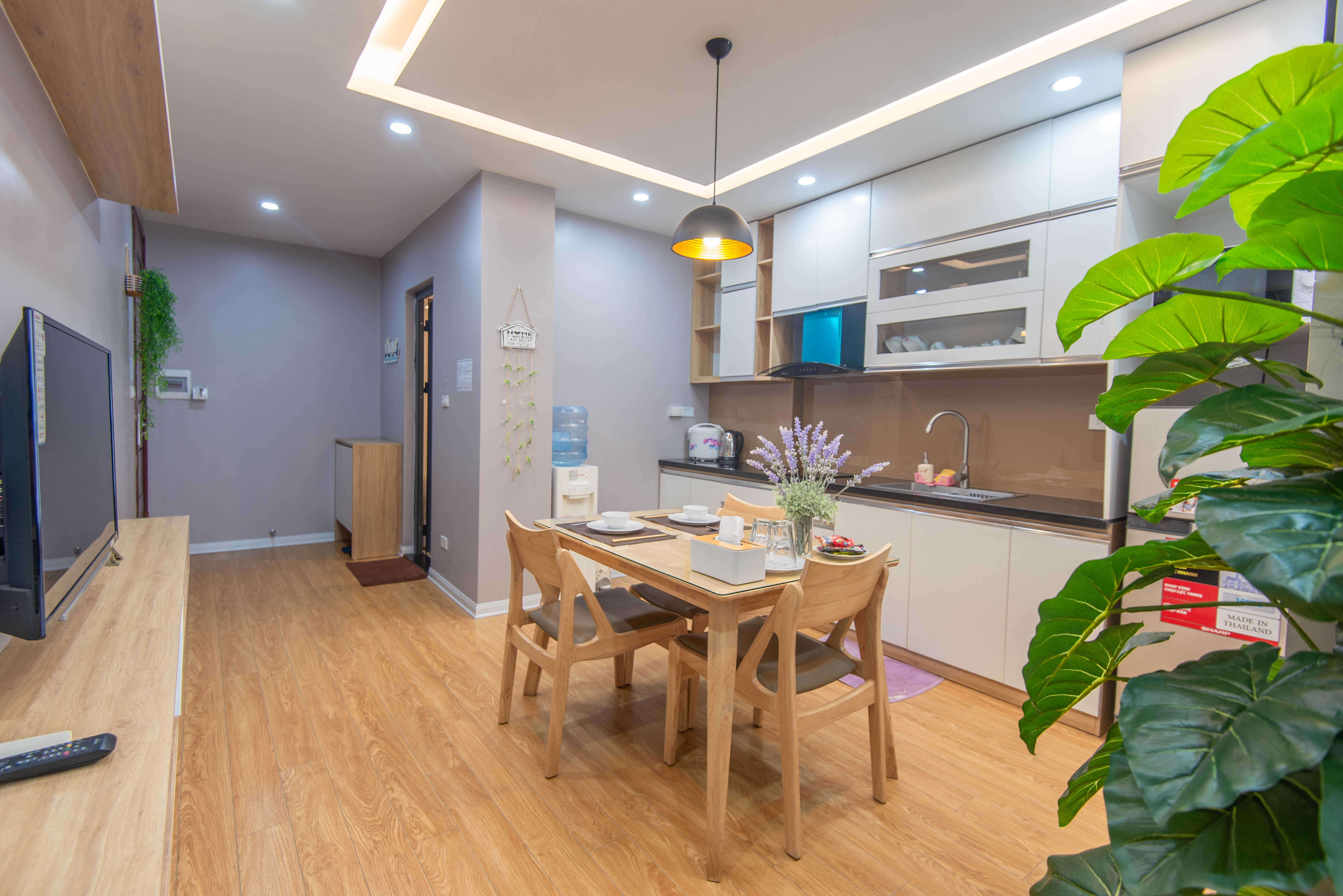 Cho Thuê Căn Hộ Dịch Vụ Đầy Đủ Nội Thất Gần Khu Phố Nhật 81 Linh Lang