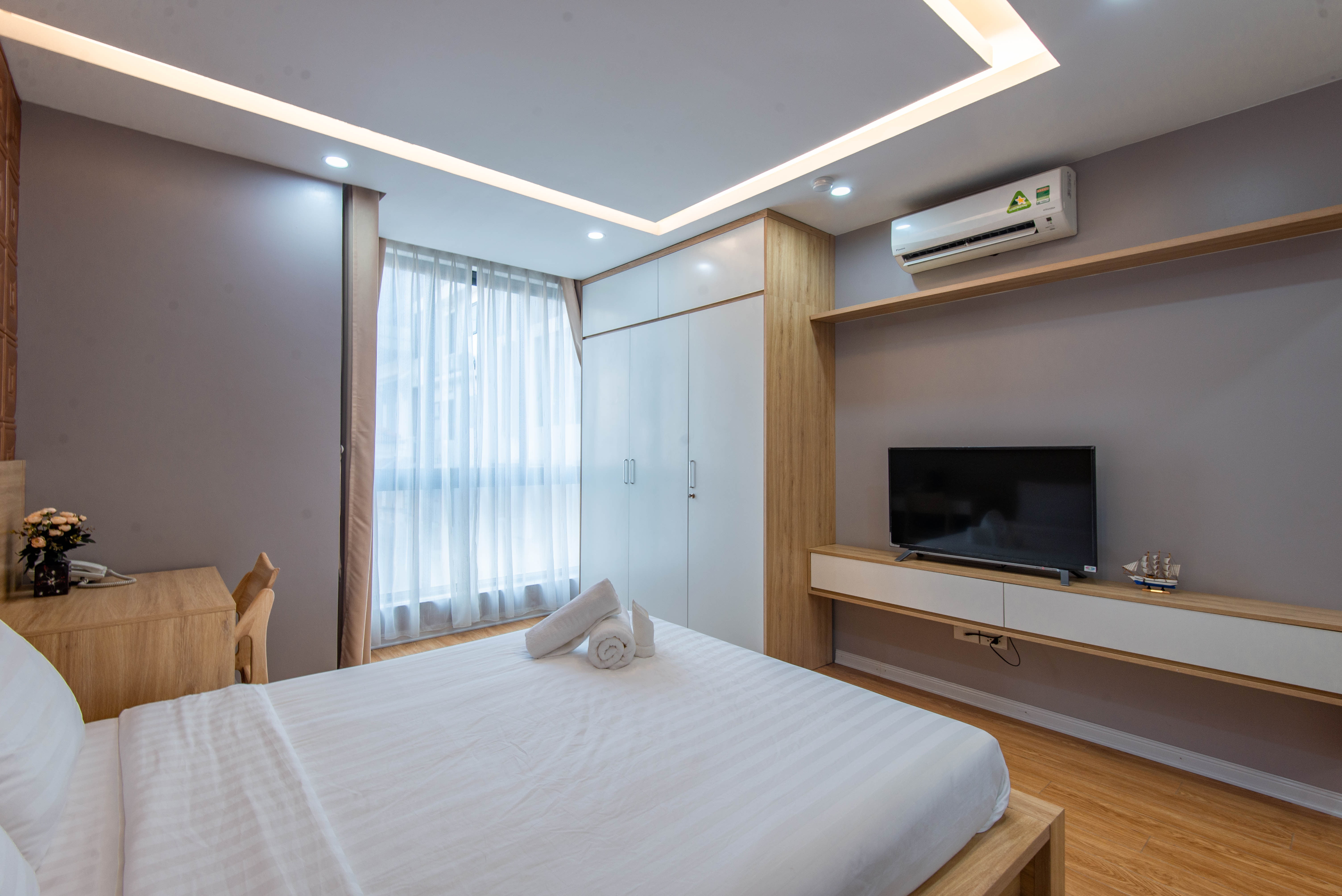 Cho Thuê Căn Hộ Dịch Vụ Đầy Đủ Nội Thất Gần Khu Phố Nhật 81 Linh Lang