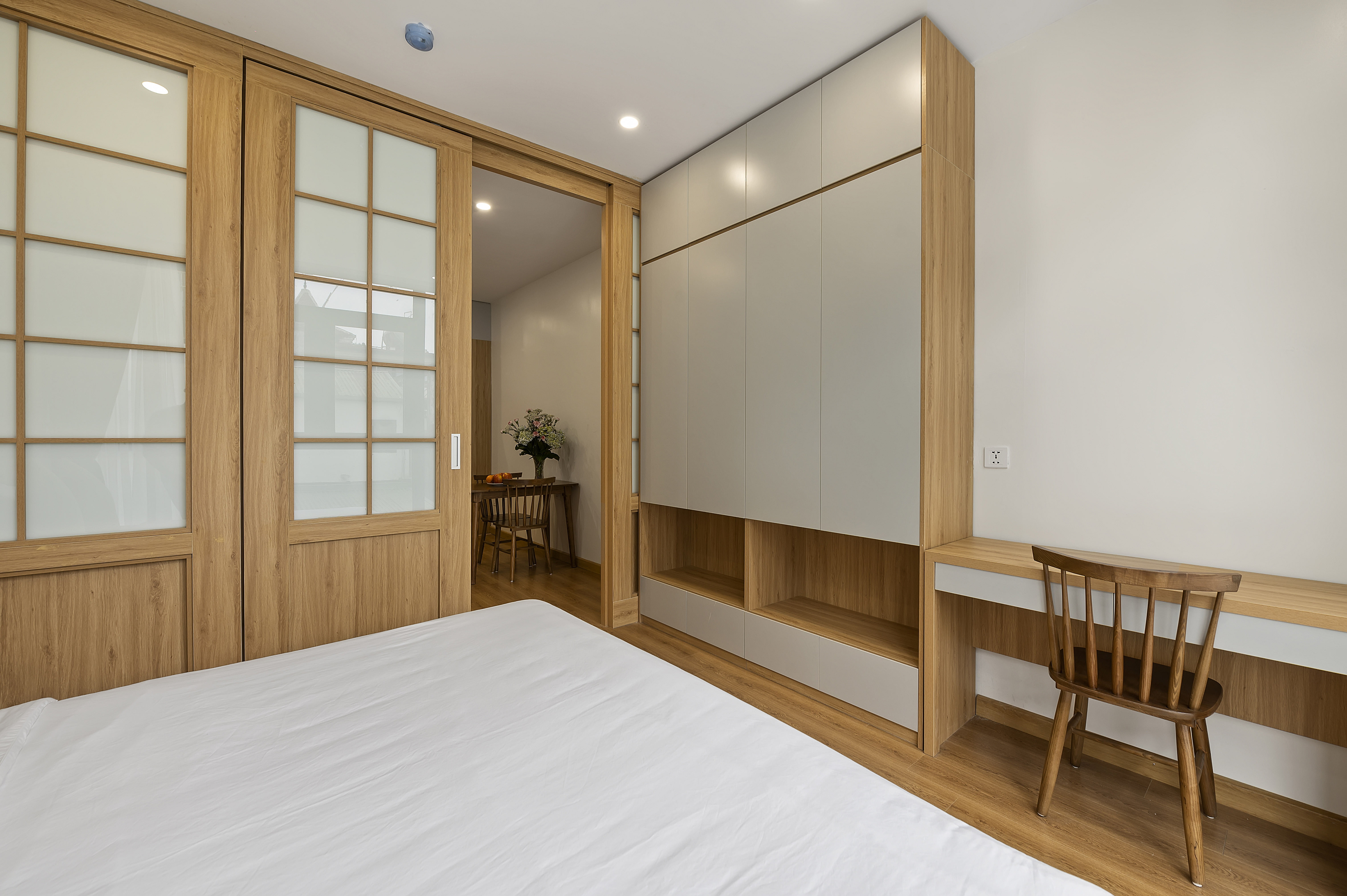 Căn Hộ Dịch Vụ 1 Phòng Ngủ Cao Cấp Tại Linh Lang