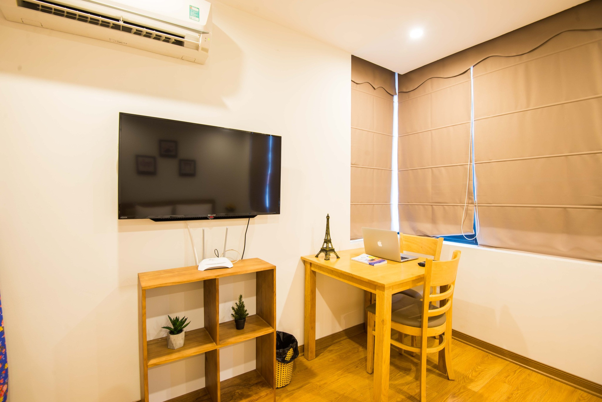 Căn Hộ 1 Phòng Ngủ Full Nội Thất Gần Đường Lớn Tại Linh Lang