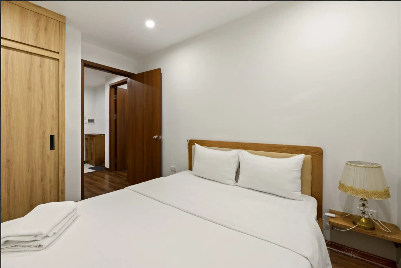 Căn Hộ 2 Phòng Ngủ Full Nội Thất Gần Đường Lớn Tại Linh Lang