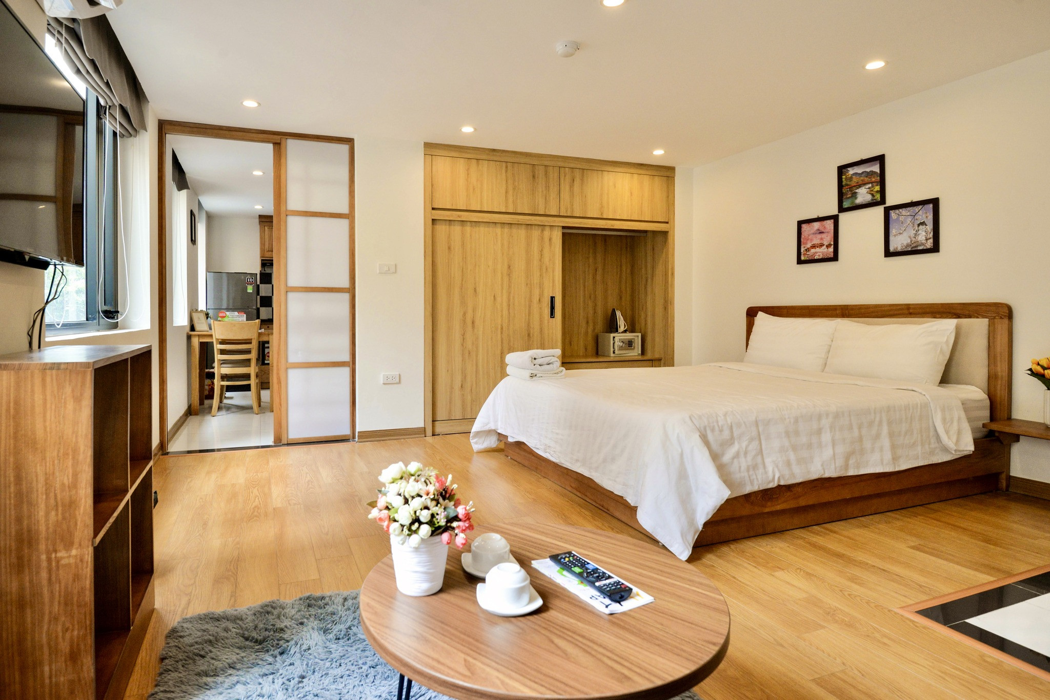 Cho Thuê Căn Hộ Studio Tiện Nghi Gần Đường Lớn Linh Lang