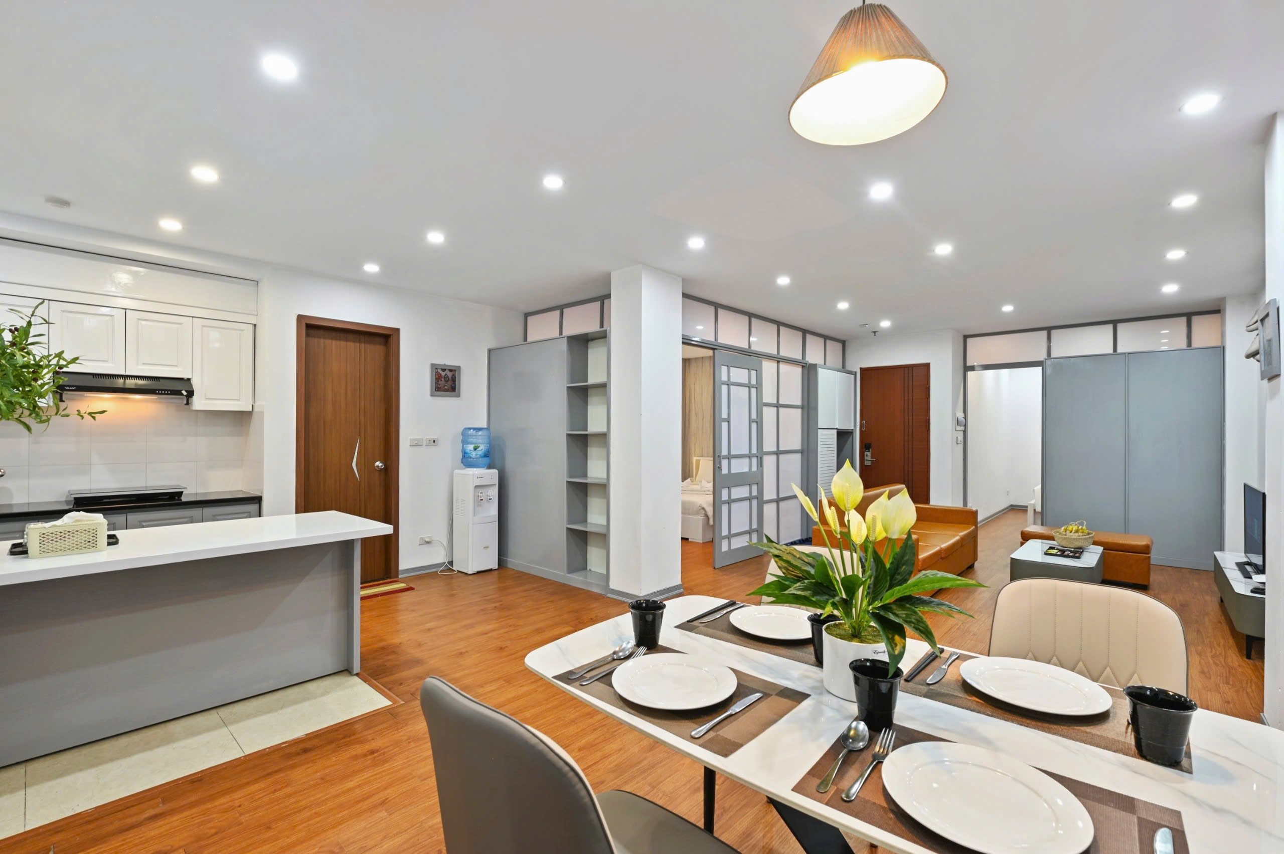 Căn Hộ 2 Phòng Ngủ 70m2 Phù Hợp Cho Gia Đình Tại Linh Lang