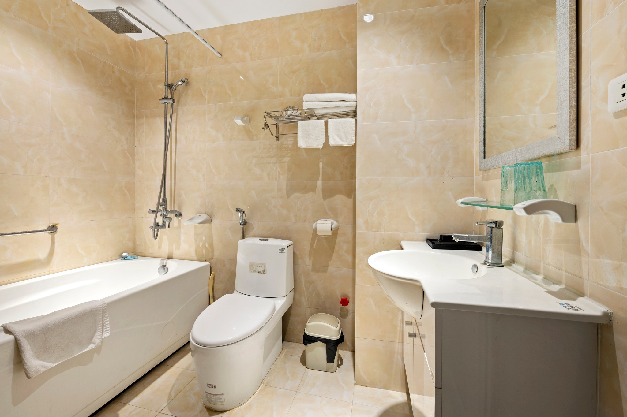 Căn Hộ Dịch Vụ Trọn Gói Tại Phan Kế Bính – Không Phát Sinh Chi Phí
