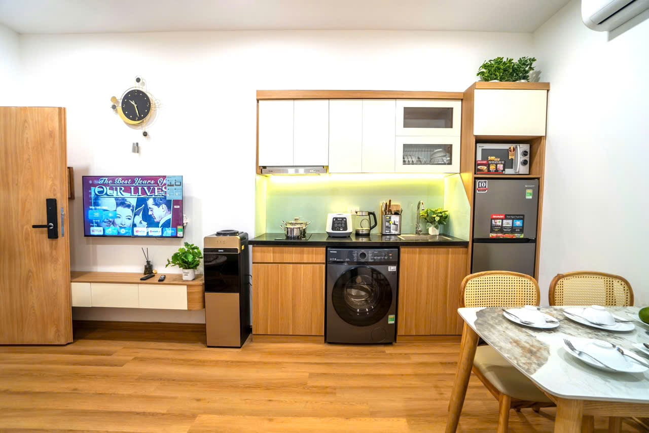 Căn Hộ 2 Phòng Ngủ Giá Hợp Lý Tại Đào Tấn Full Nội Thất Gỗ