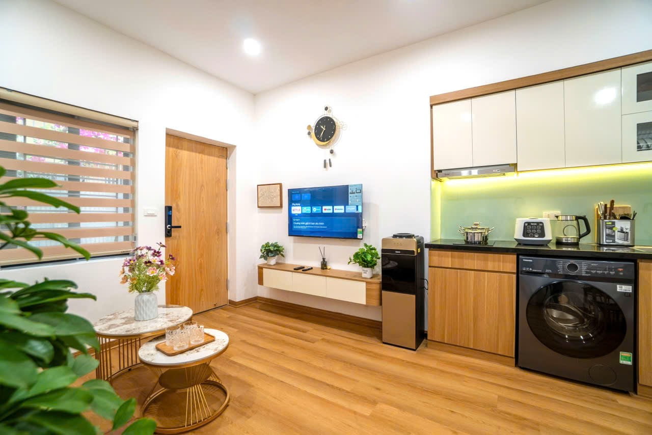 Căn Hộ 2 Phòng Ngủ Giá Hợp Lý Tại Đào Tấn Full Nội Thất Gỗ