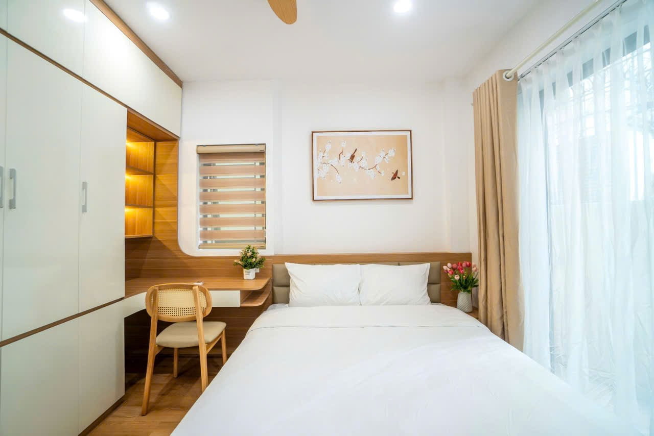 Căn Hộ 2 Phòng Ngủ Giá Hợp Lý Tại Đào Tấn Full Nội Thất Gỗ