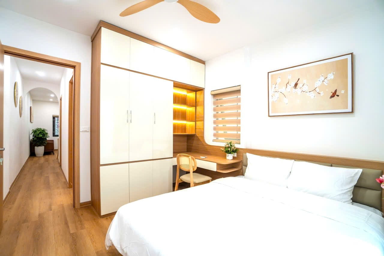 Căn Hộ 2 Phòng Ngủ Giá Hợp Lý Tại Đào Tấn Full Nội Thất Gỗ