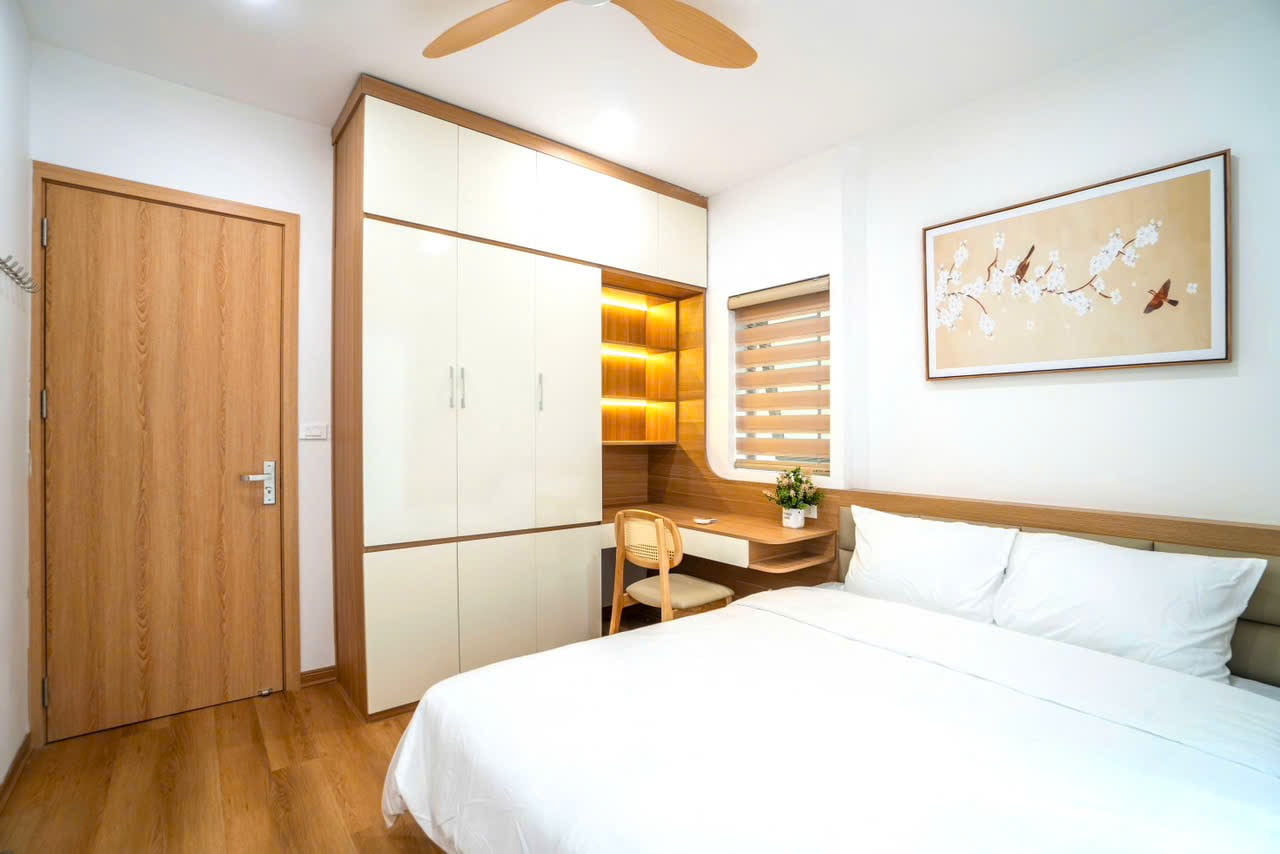 Căn Hộ 2 Phòng Ngủ Giá Hợp Lý Tại Đào Tấn Full Nội Thất Gỗ