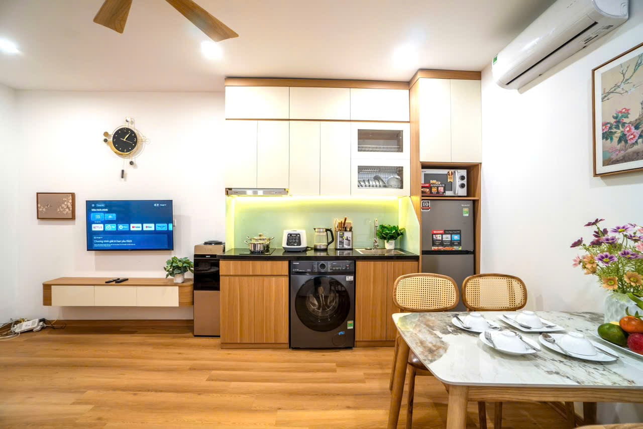 Căn Hộ 2 Phòng Ngủ Giá Hợp Lý Tại Đào Tấn Full Nội Thất Gỗ