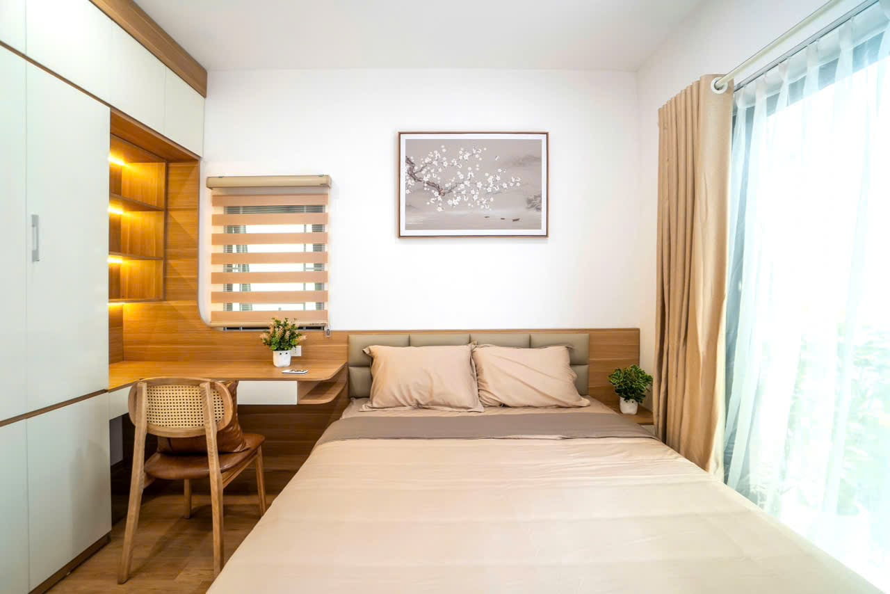 Căn Hộ Dịch Vụ 2 Phòng Ngủ Nội Thất Gỗ Sang Trọng Tại Ba Đình