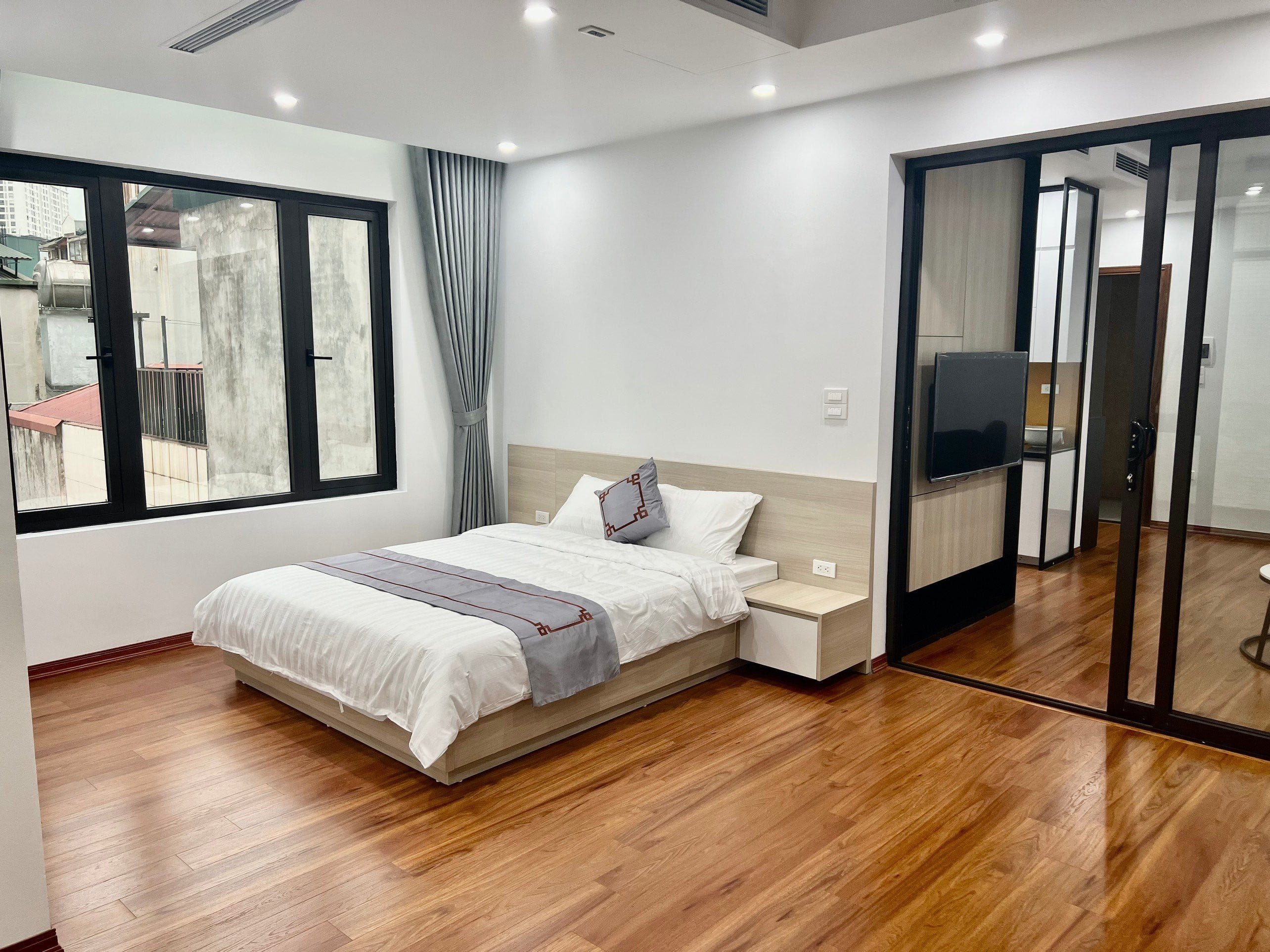 Căn Hộ 1 Phòng Ngủ Siêu Rộng Tại Kim Mã Có Ban Công Full Nội Thất