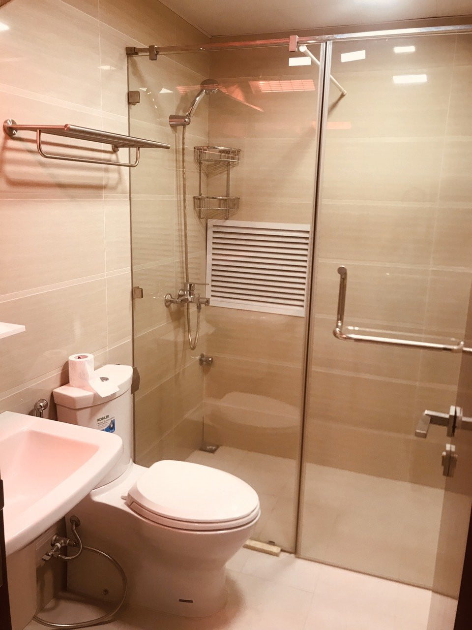 Căn Hộ 2 Phòng Ngủ Tại Kim Mã Ban Công Thoáng Đầy Đủ Nội Thất Vị Trí Thuận Tiện
