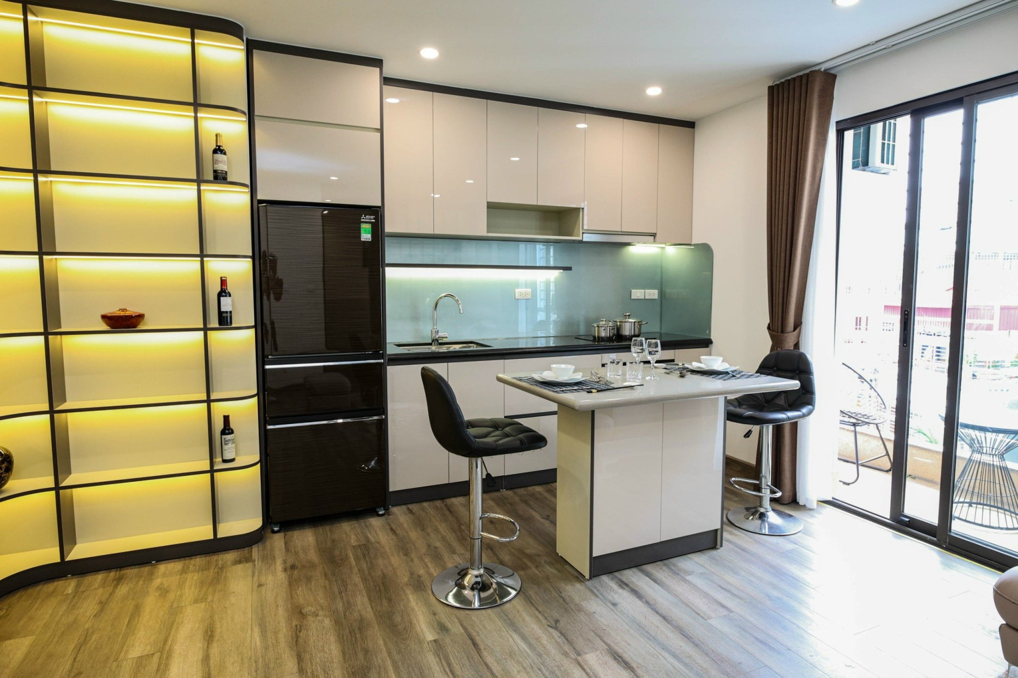 Căn Hộ Dịch Vụ 2 Phòng Ngủ 70m2 Full Nội Thất Duy Nhất