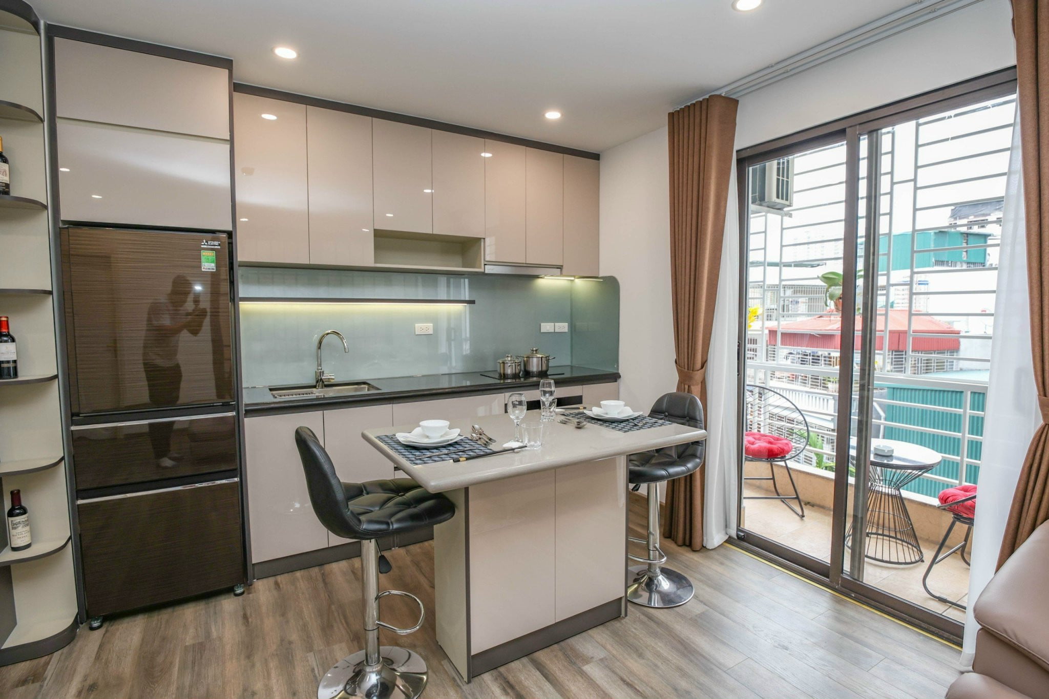 Căn Hộ Dịch Vụ 2 Phòng Ngủ 70m2 Full Nội Thất Duy Nhất