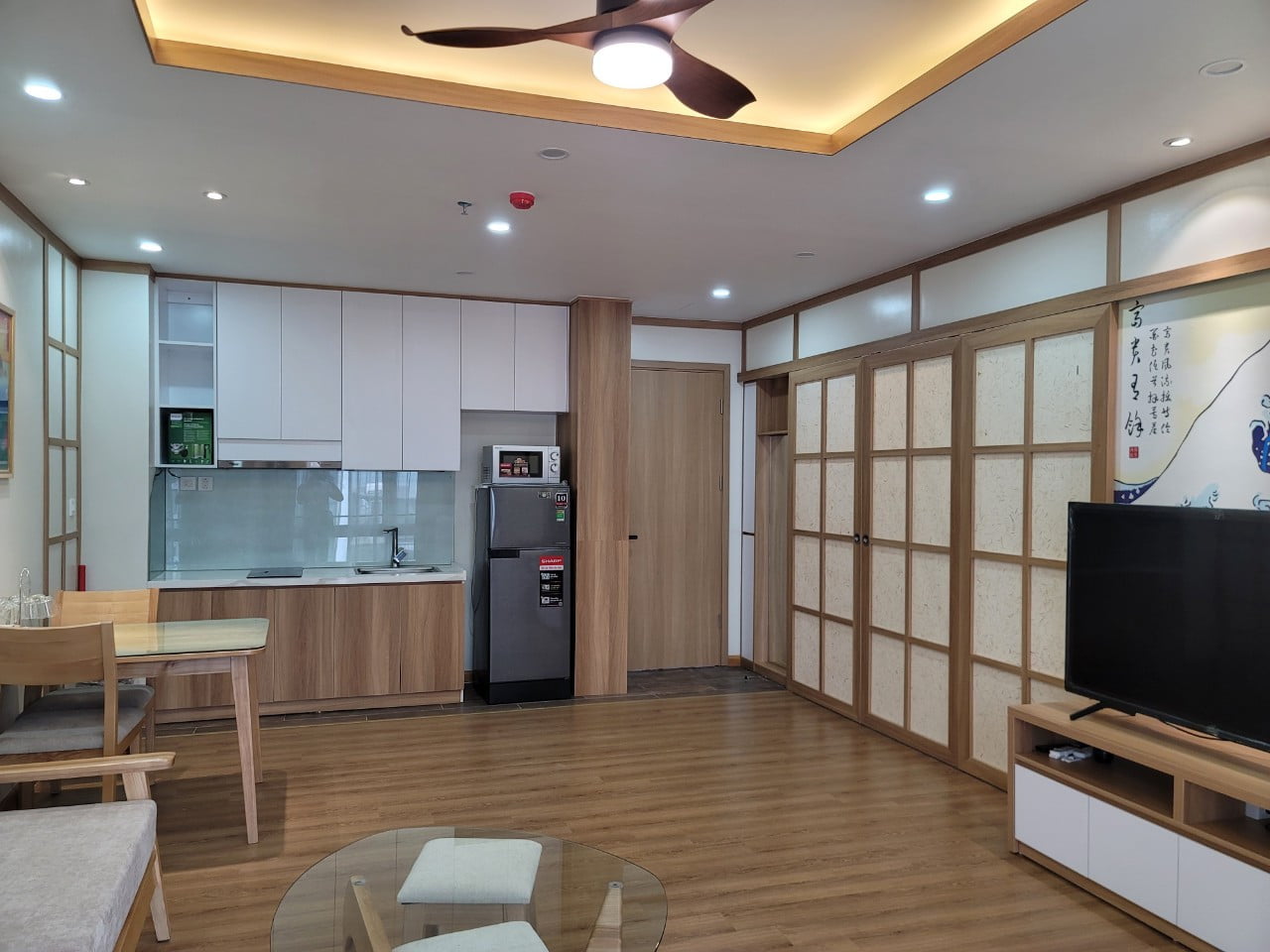 Căn Hộ 1 Phòng Ngủ Phong Cách Nhật Tại Linh Lang Gần Tomibun