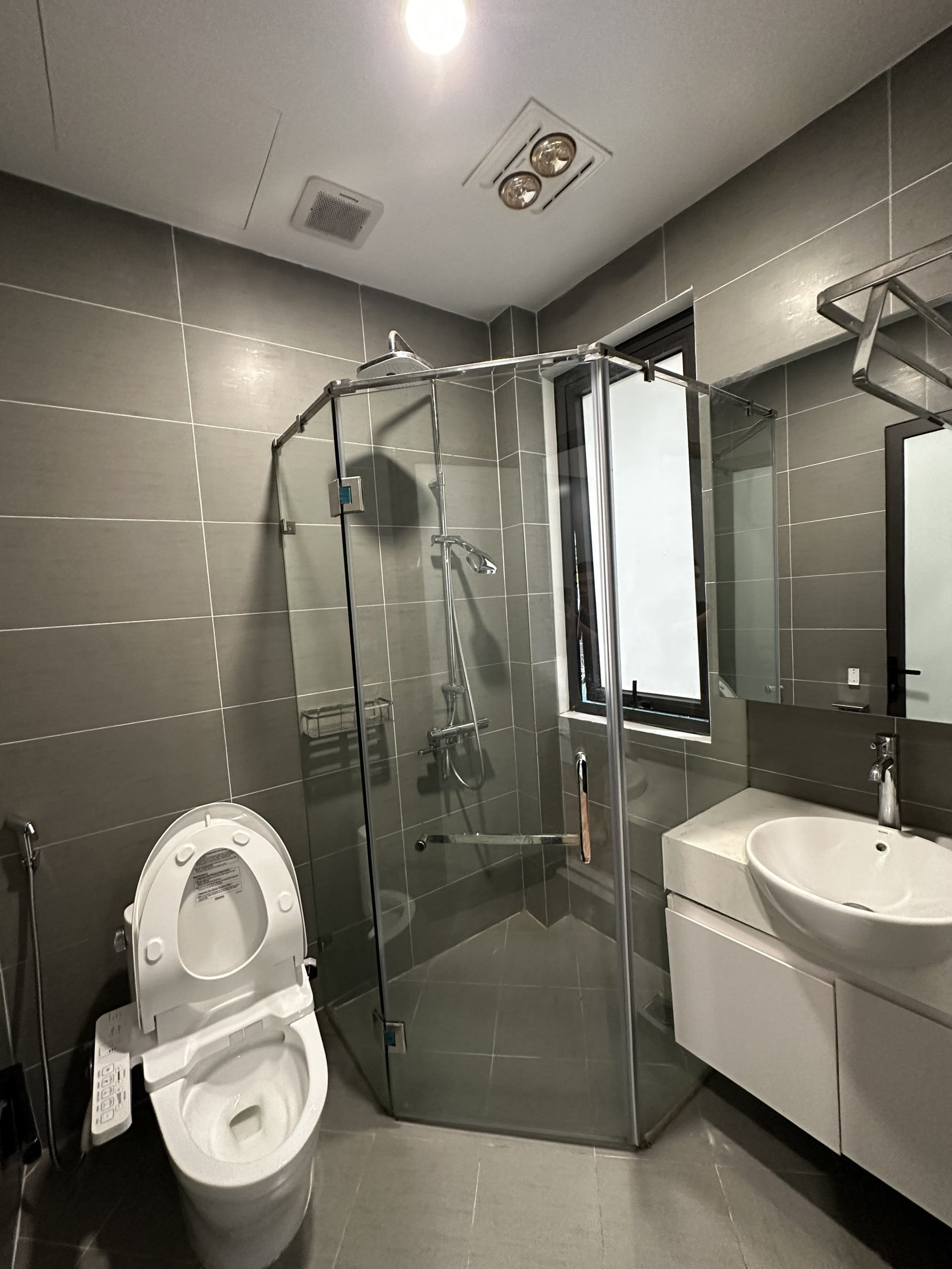 Căn Hộ Studio Giá Tốt Gần Khu Phố Nhật Linh Lang