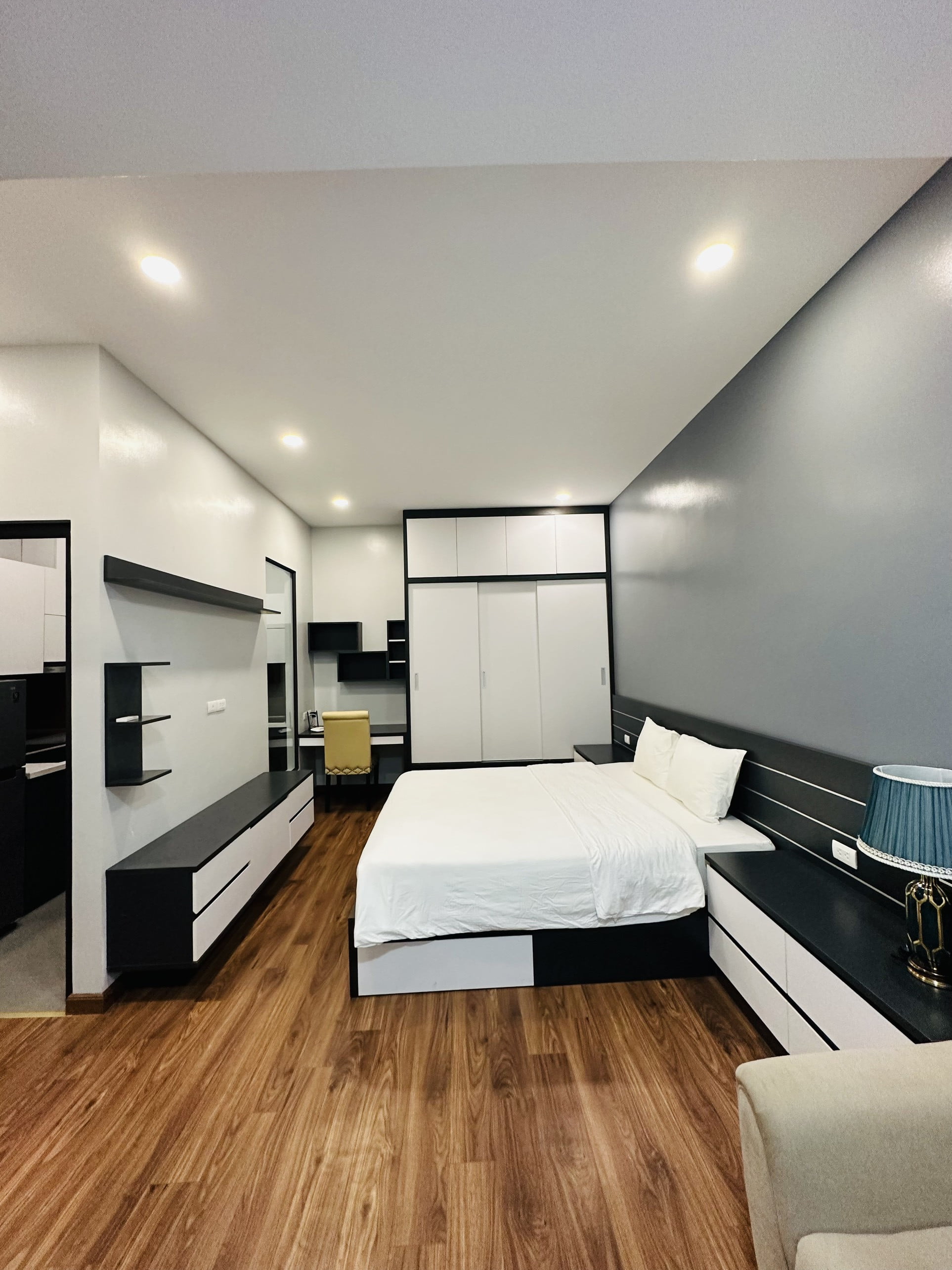 Căn Hộ Studio Giá Tốt Gần Khu Phố Nhật Linh Lang