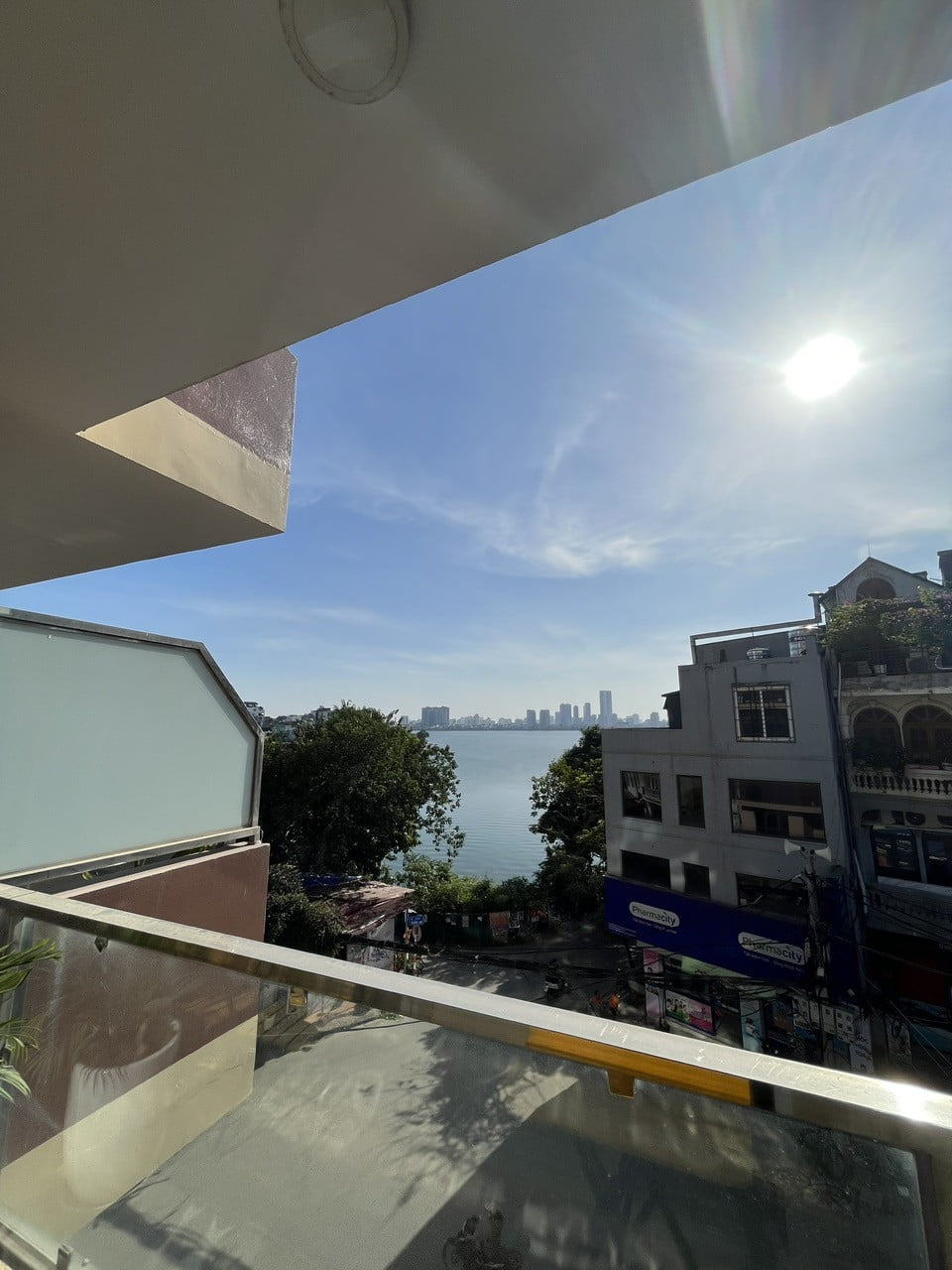 Căn Hộ 3 Phòng Ngủ Full Nội Thất View Hồ Tây Tại Xuân Diệu