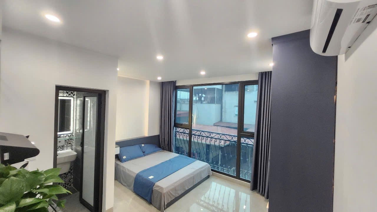 Căn hộ full nội thất ở khu Dịch Vọng mới