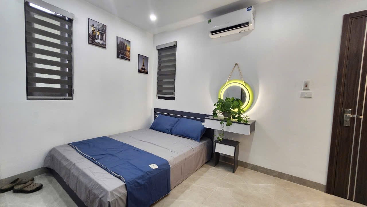 Căn hộ full nội thất ở khu Dịch Vọng mới
