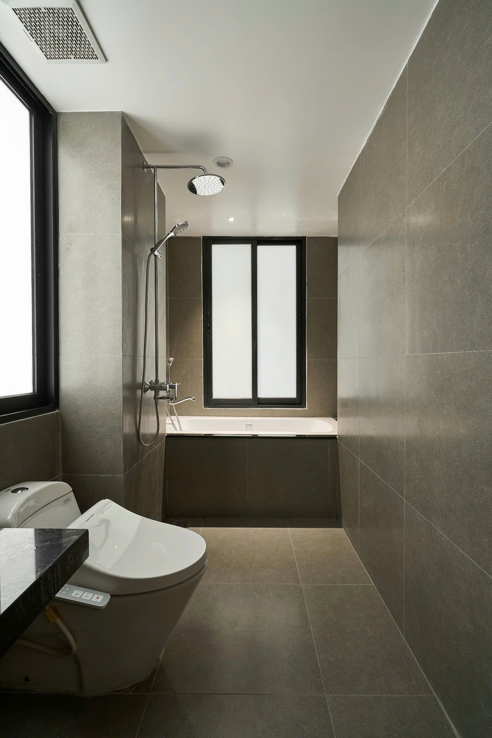 Căn hộ dịch vụ 1 phòng ngủ tại 535 Kim Mã | Tầng cao – View trung tâm thành phố | $800/tháng
