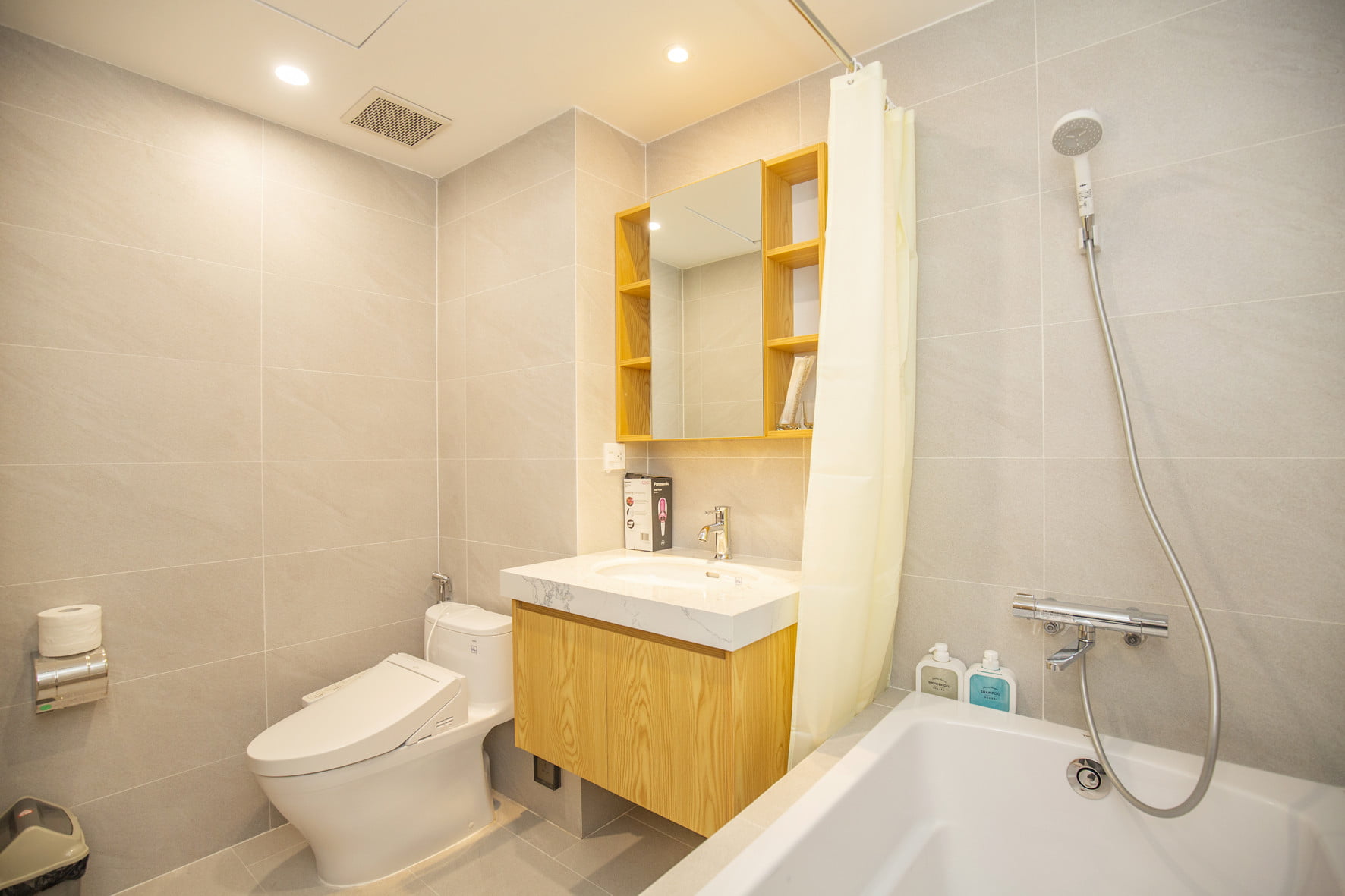 Căn hộ dịch vụ 1 phòng ngủ phong cách Nhật Bản – Phan Kế Bính