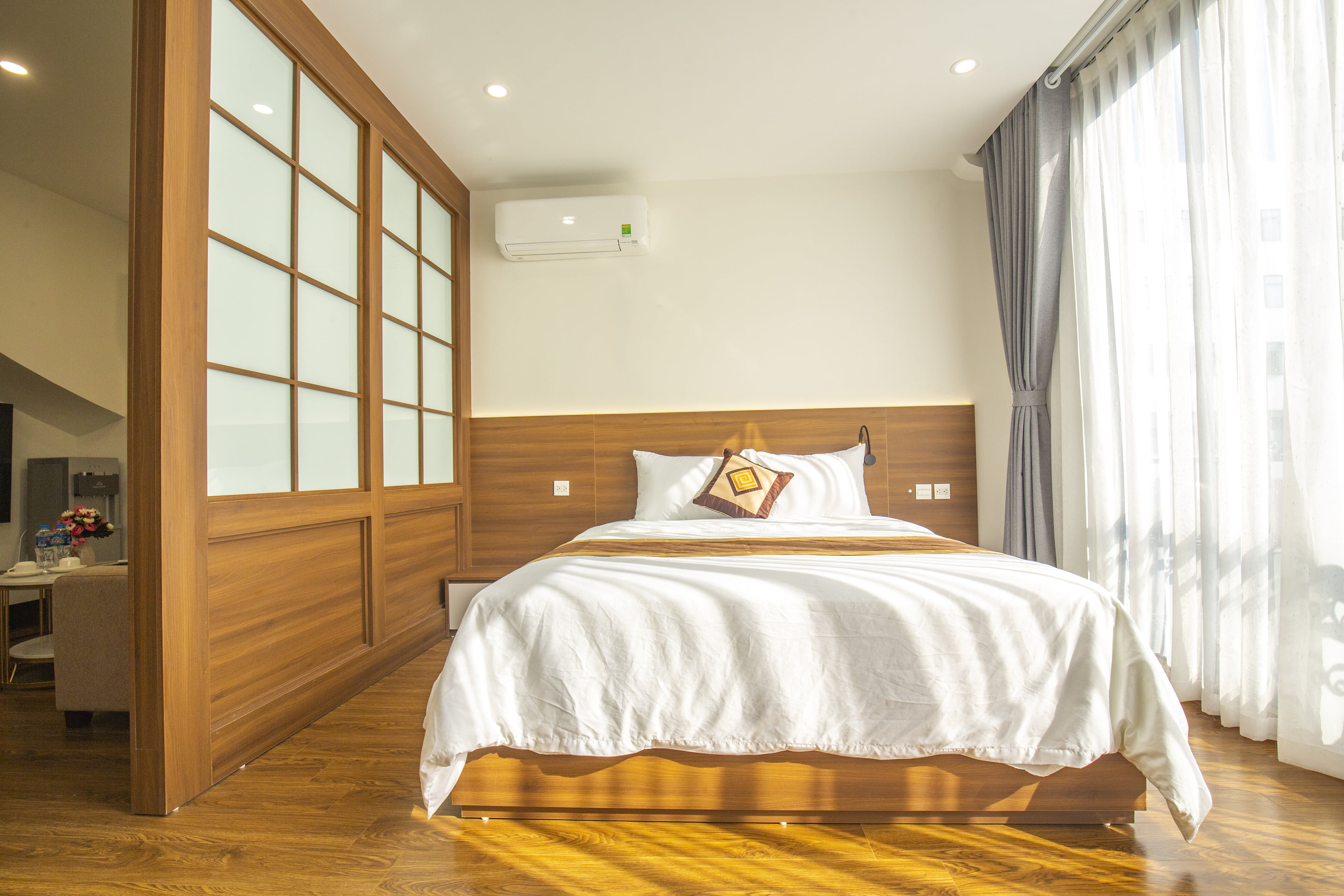 Căn hộ dịch vụ 1N1K phong cách Nhật Bản tại Linh Lang – 660–770 USD/tháng