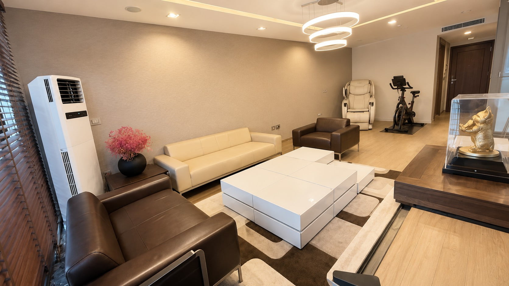 Căn hộ cao cấp 2 phòng ngủ 120m² View hồ Full tiện nghi Central Heating