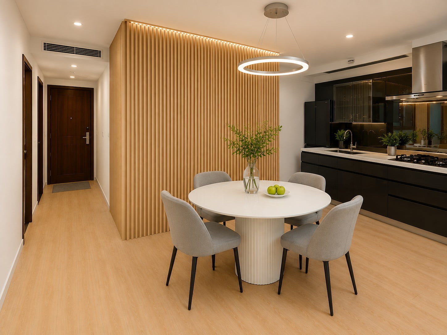 Căn hộ cao cấp 2 phòng ngủ 120m² View hồ Full tiện nghi Central Heating