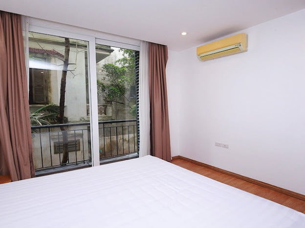Cho thuê căn hộ dịch vụ 3 phòng ngủ tại Xuân Diệu 2