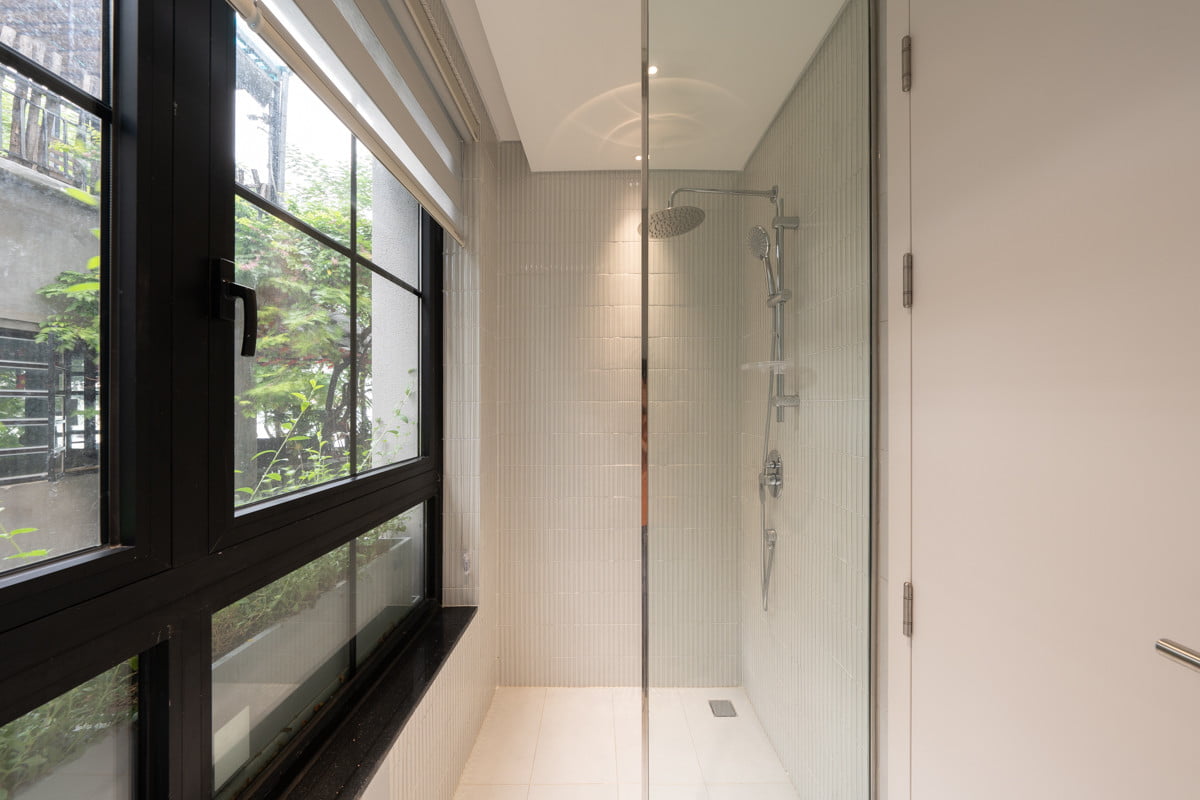 Studio Tối Giản Hiện Đại Đối Diện Hồ Tây Full Nội Thất