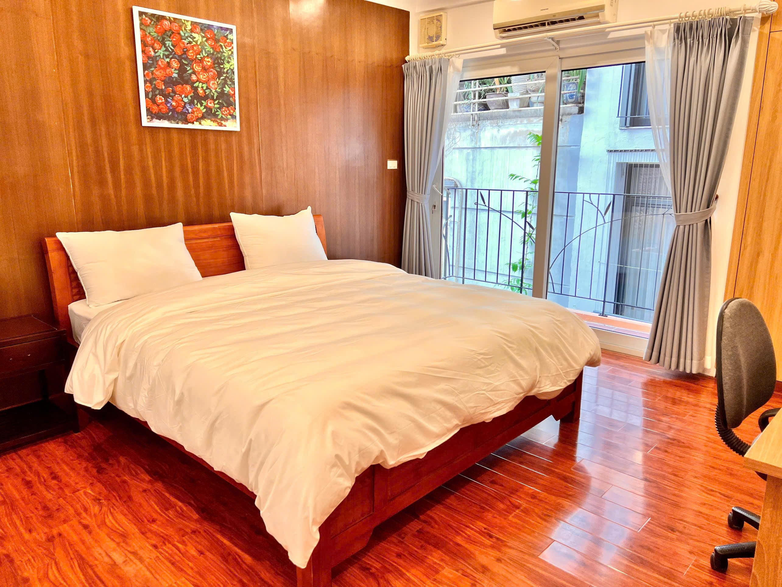 CĂN HỘ CAO CẤP TÂY HỒ | VIEW ĐẸP | 2PN 2WC | TRINH CÔNG SƠN