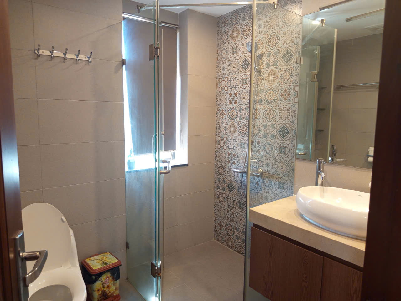 Cho thuê căn hộ dịch vụ cao cấp tại Phố Trịnh Công Sơn Tây Hồ