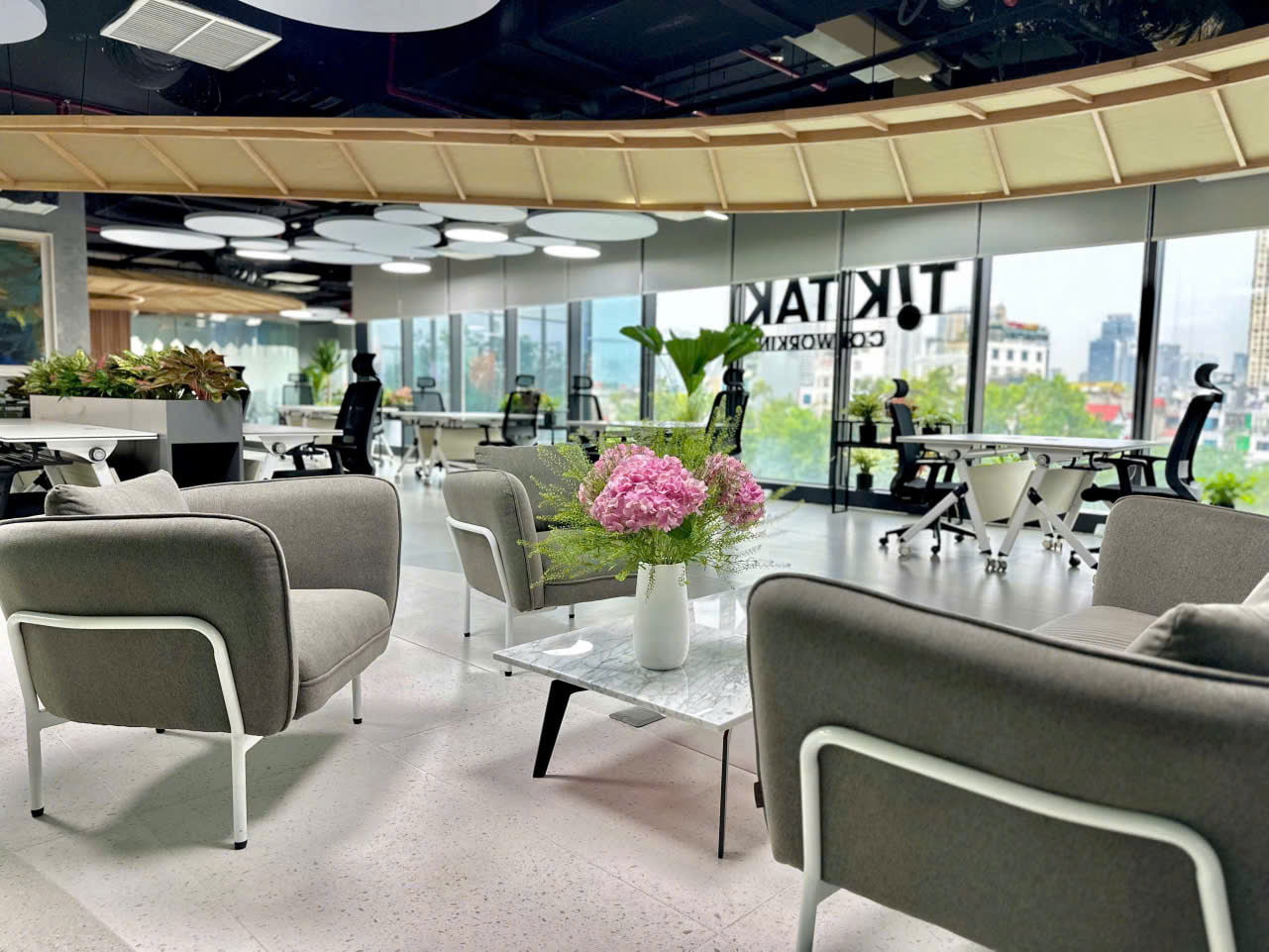 Cho thuê văn phòng hạng A, Co-working phù hợp với các doanh nghiệp tại Lancaster Láng