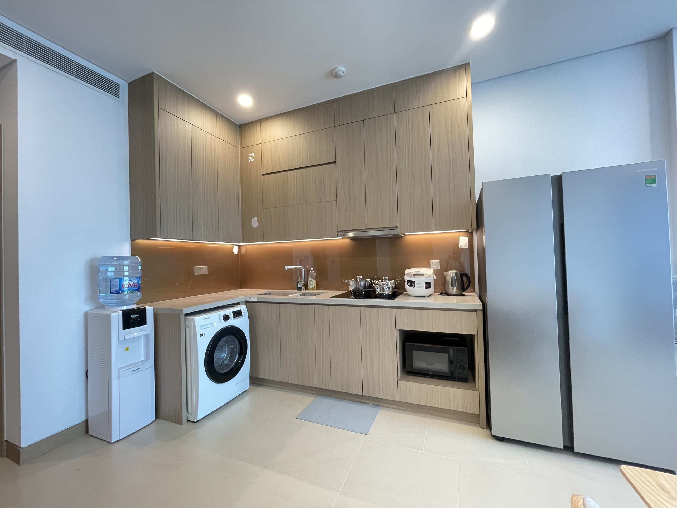 Căn Hộ Dịch Vụ 2 Phòng Ngủ + 1 Cao Cấp Tại Lancaster Luminaire – Không Gian Sống Đẳng Cấp Giữa Trung Tâm Hà Nội