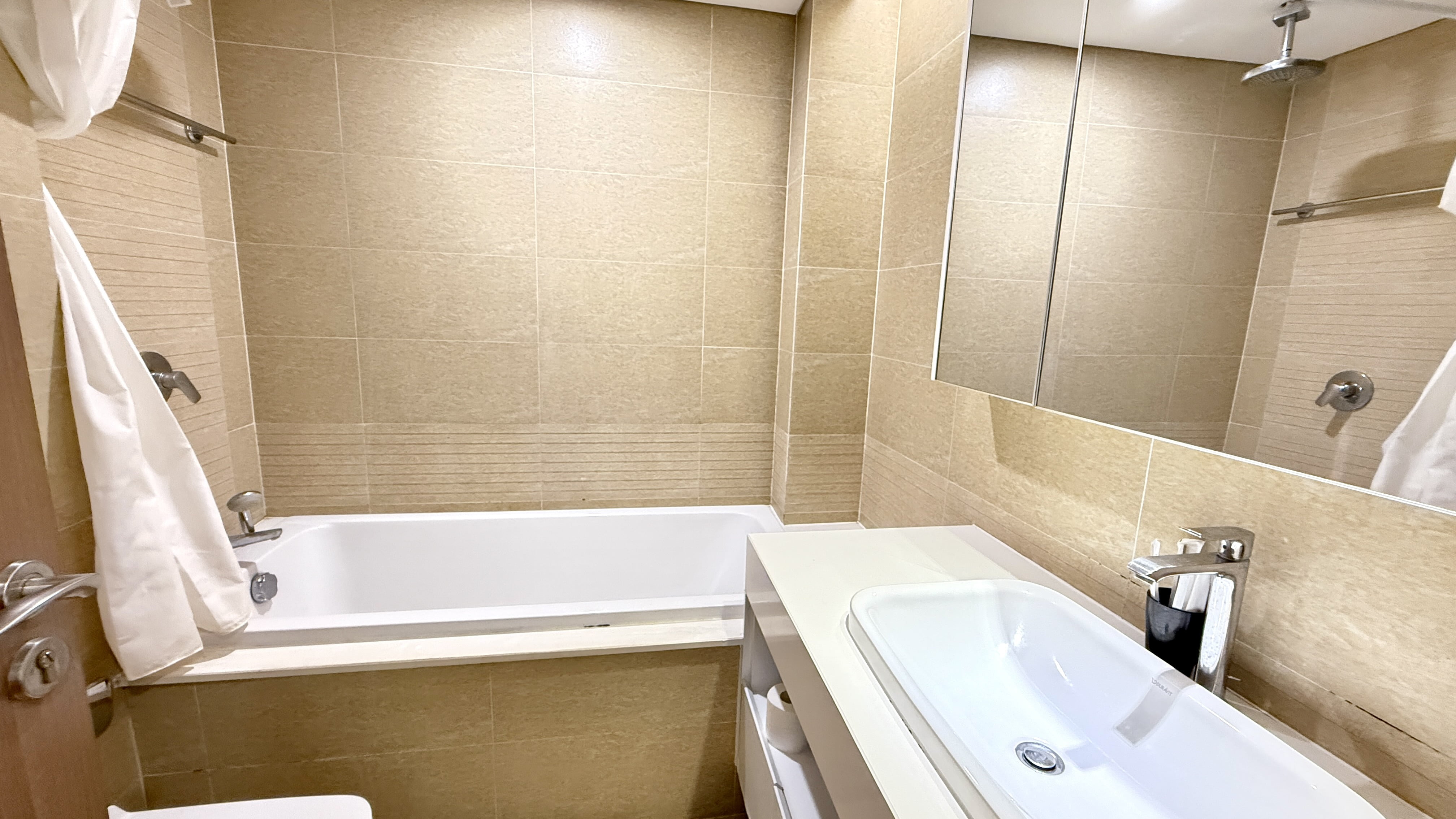 Căn hộ 2 phòng ngủ sang trọng tại Vinhome Metropolis
