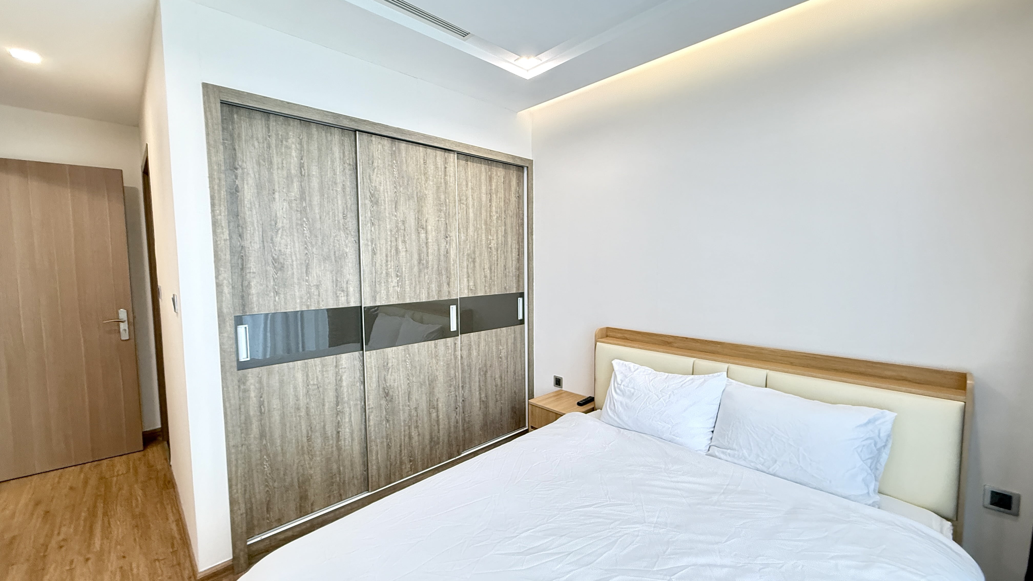 Căn hộ 2 phòng ngủ sang trọng tại Vinhome Metropolis