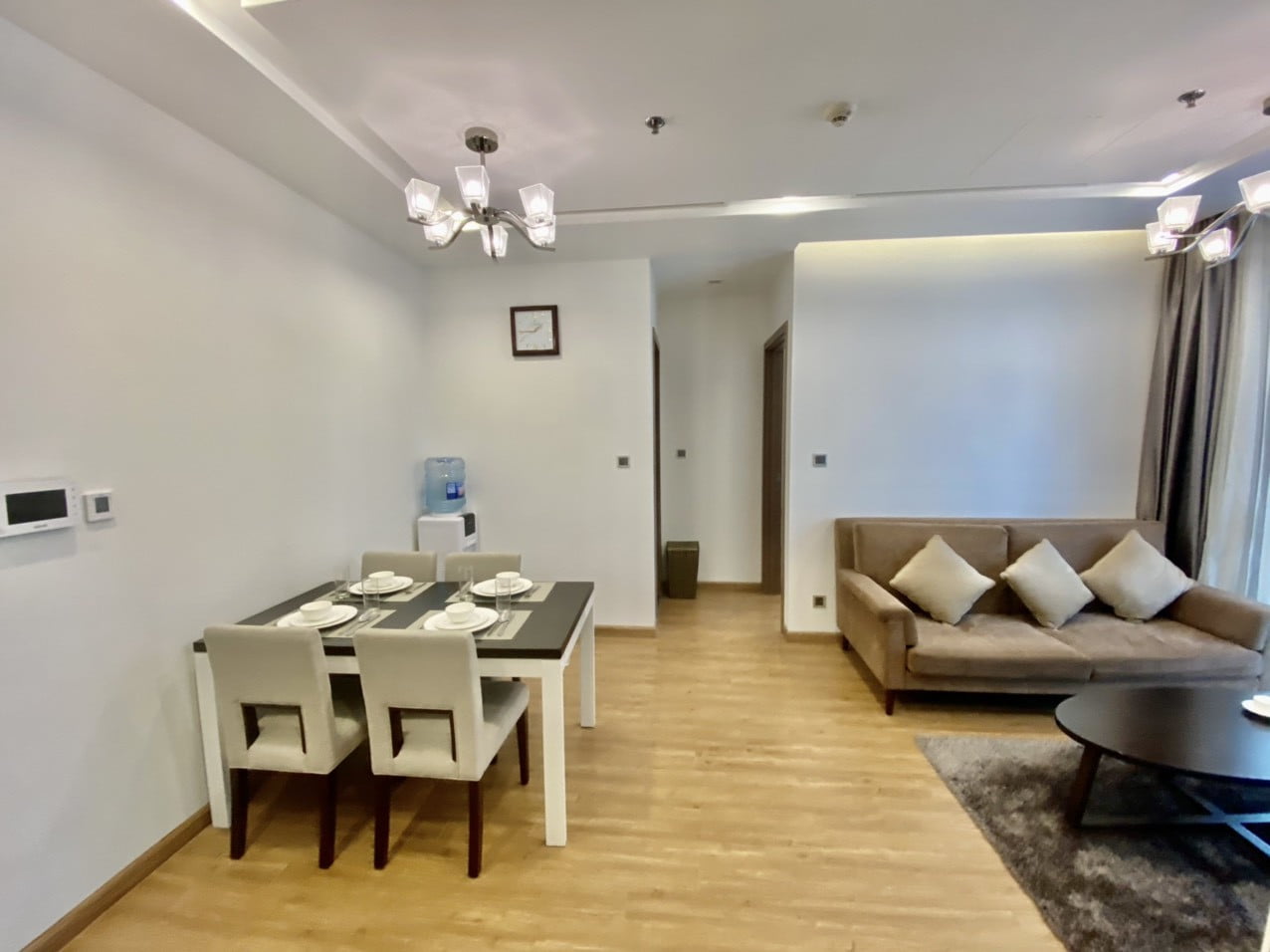 Căn Hộ 1 Phòng Ngủ Vinhome Metropolis Có Ban Công Và Nội Thất Cao Cấp