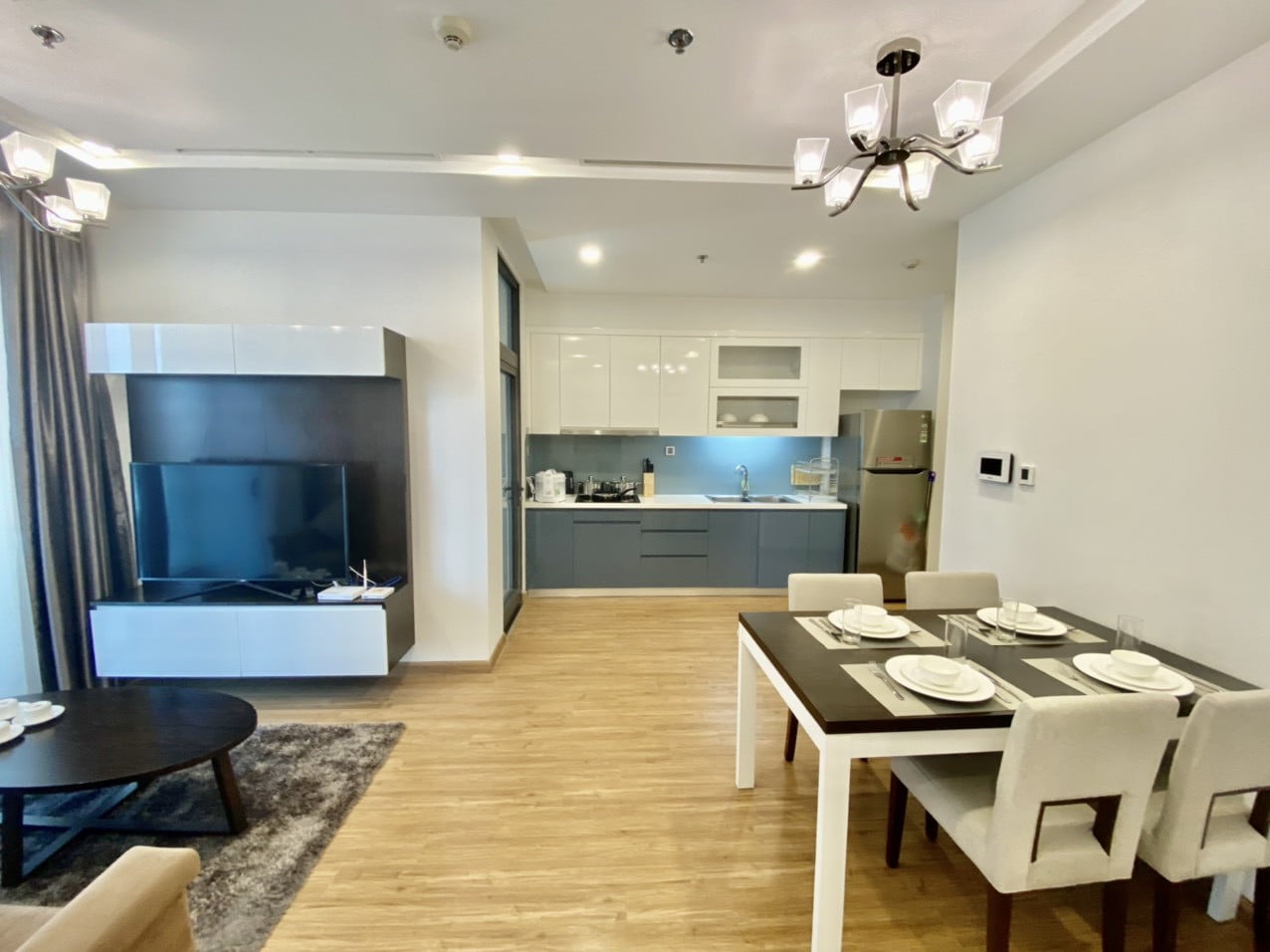 Căn Hộ 1 Phòng Ngủ Vinhome Metropolis Có Ban Công Và Nội Thất Cao Cấp